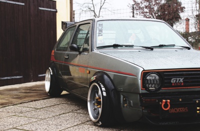 Volkswagen Golf / R / GTI