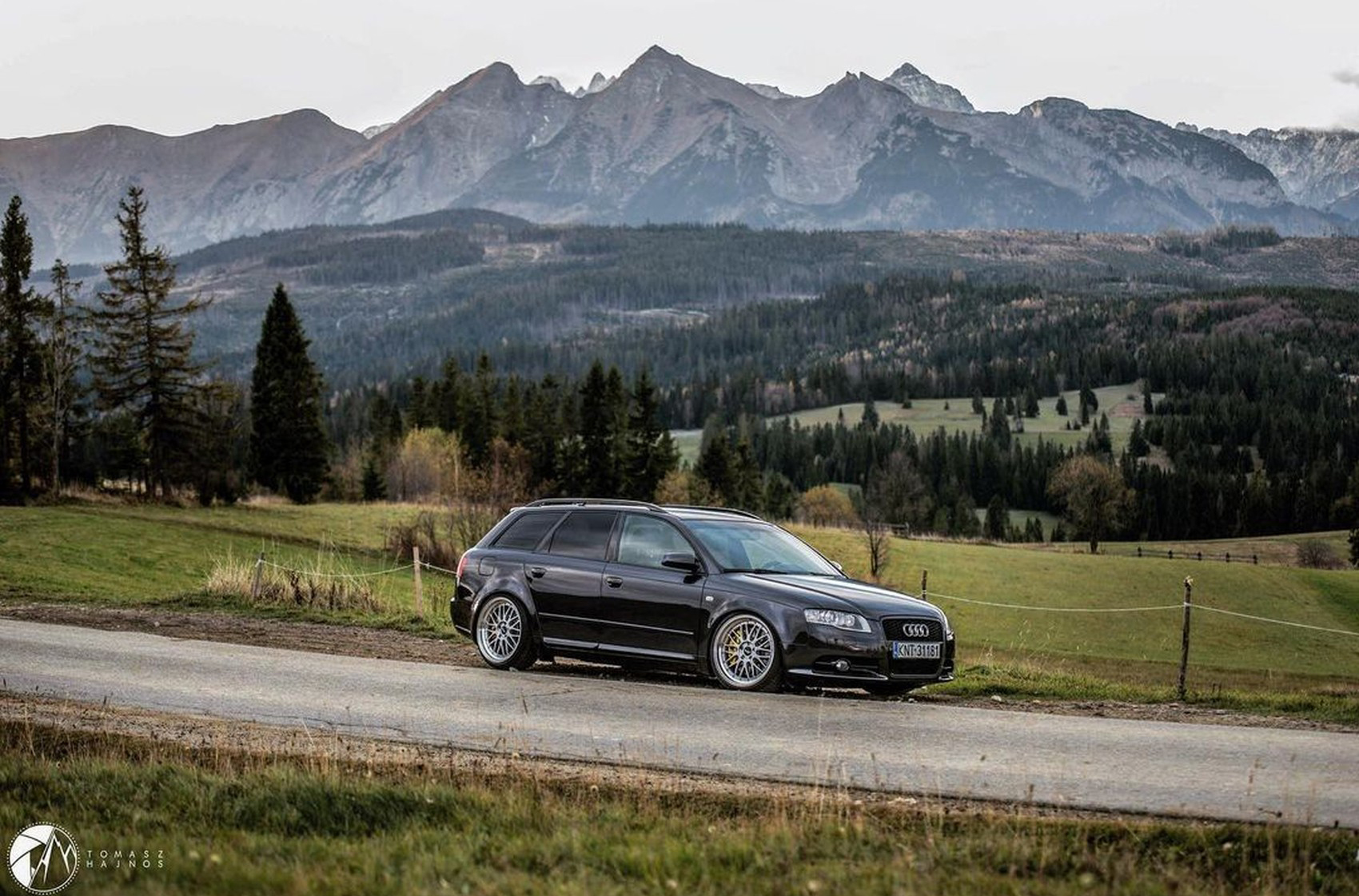 japan-racing-jr23-1059-01