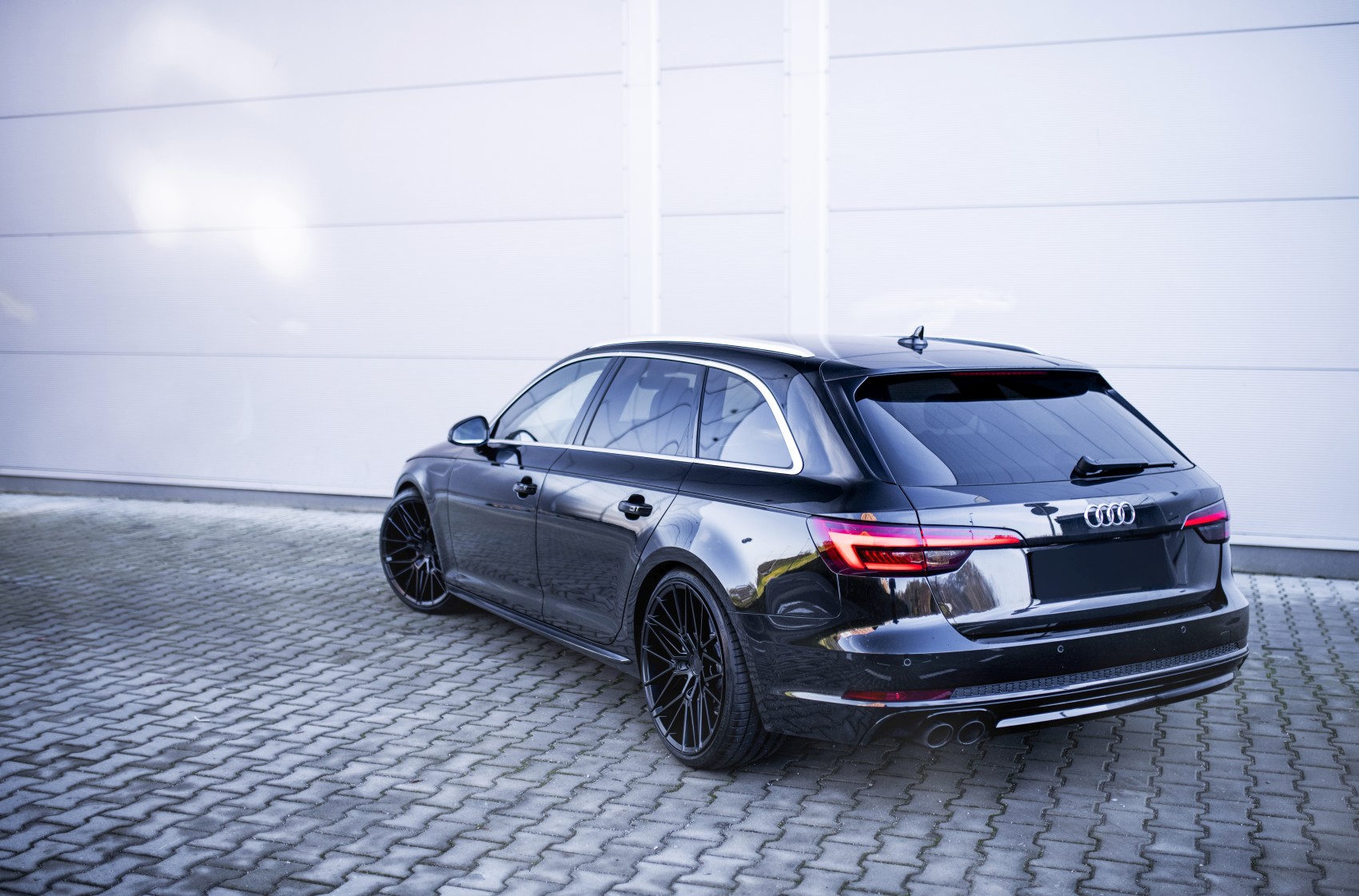 Audi A4 / S4 / RS4