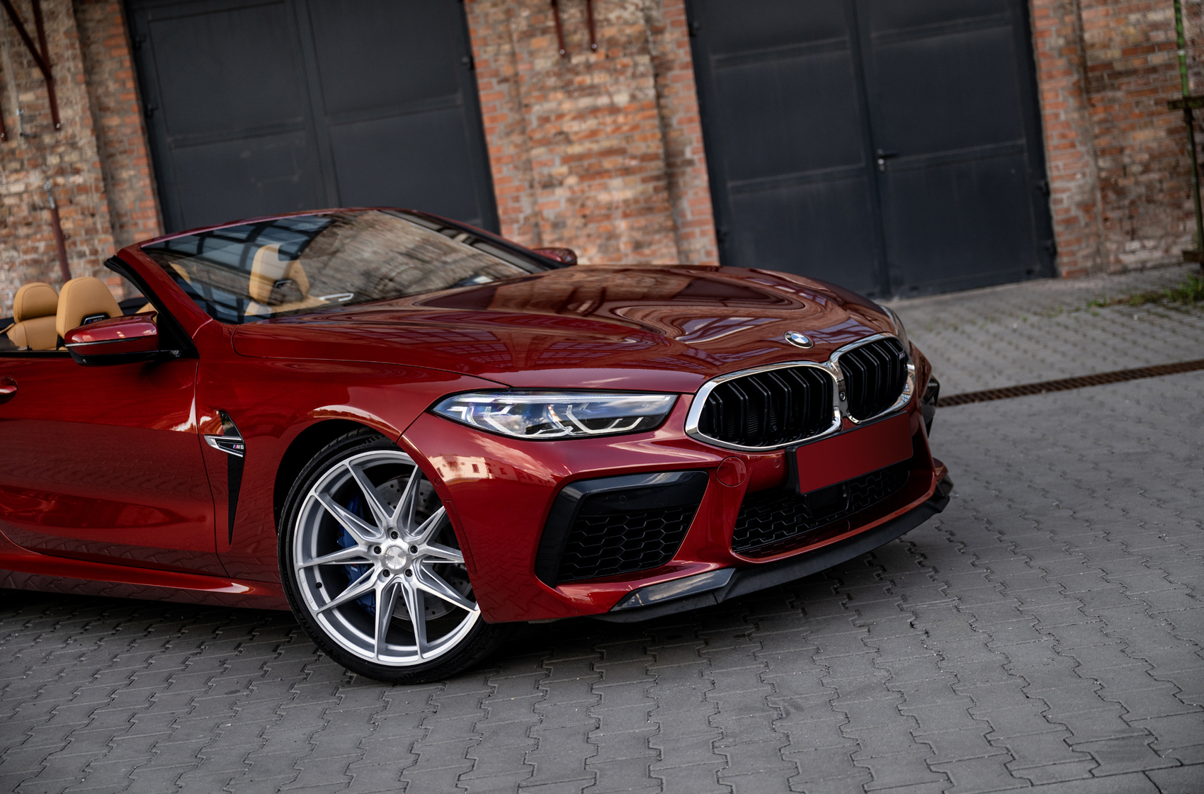 BMW M8