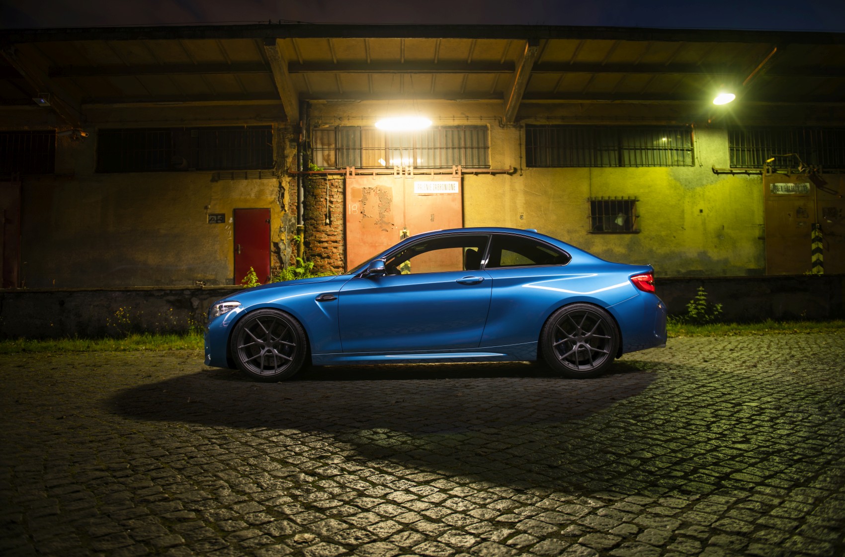 BMW 2 Series / M2