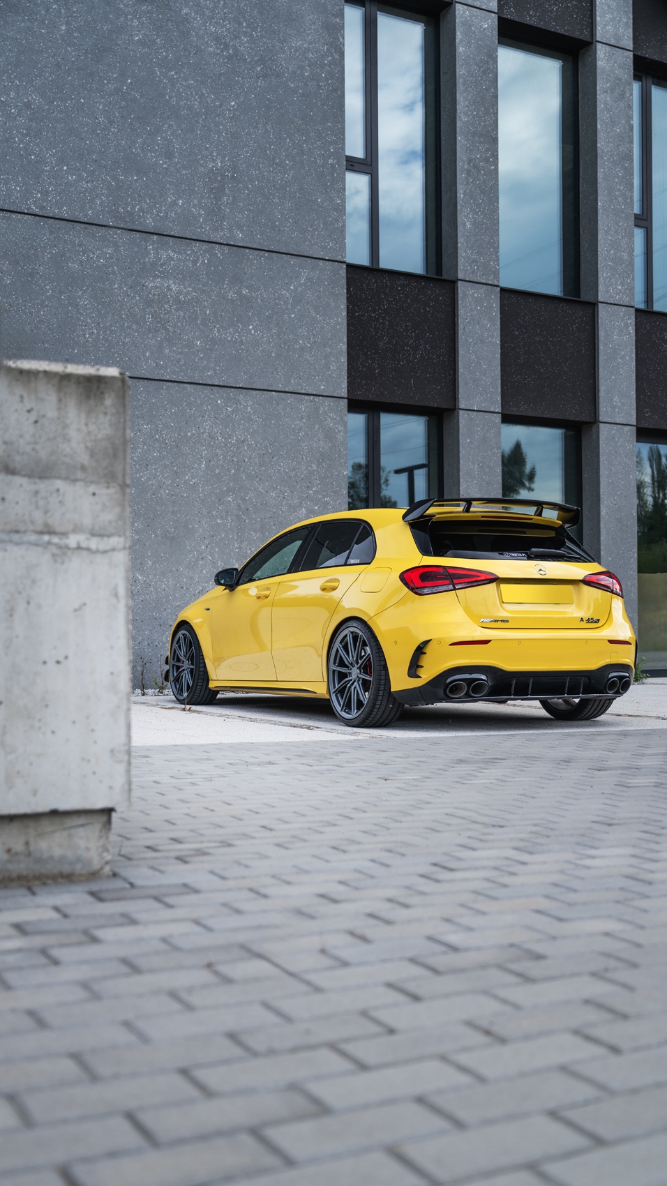 Mercedes A45s AMG