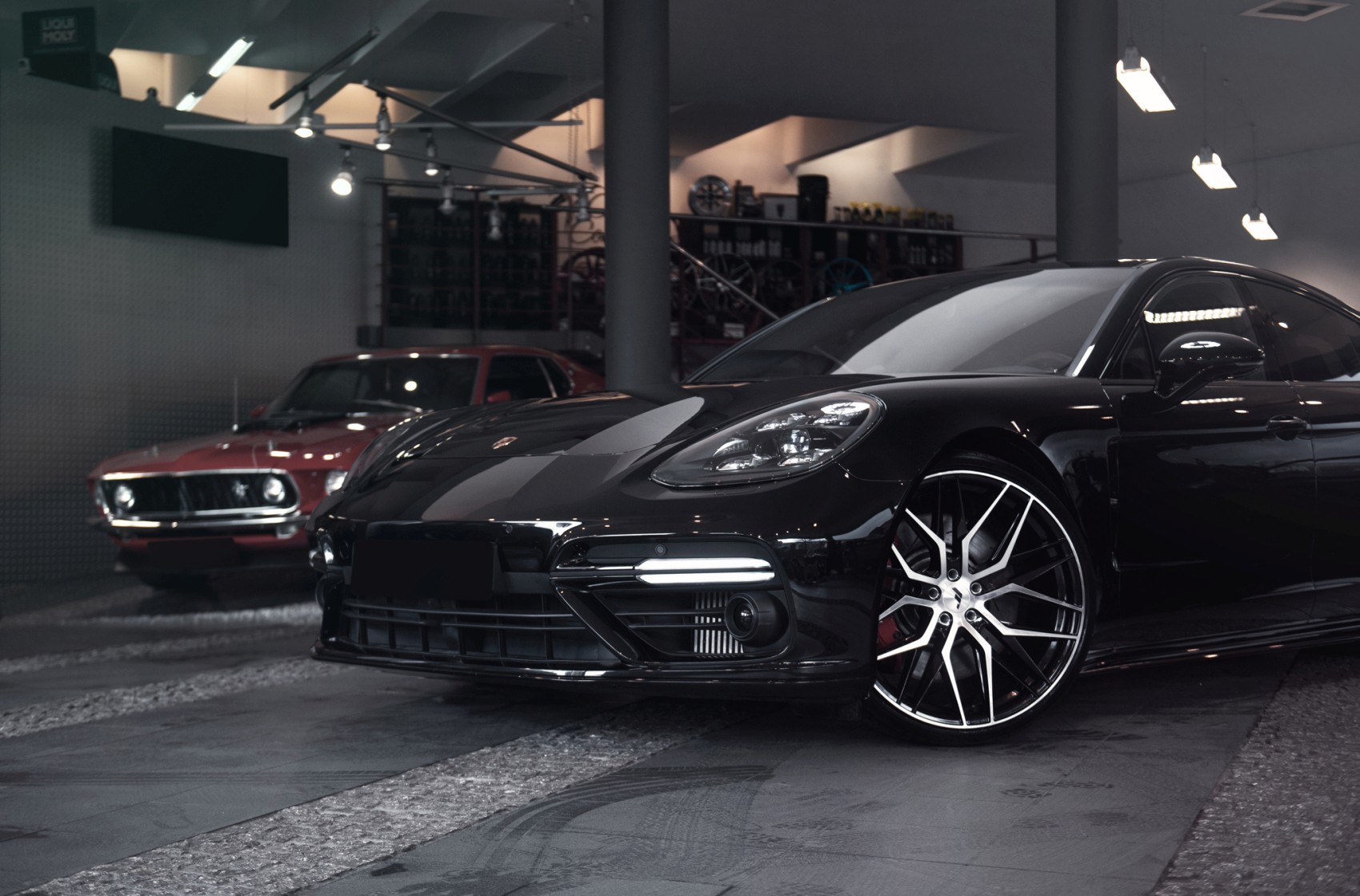 japan-racing-jr28-695-01