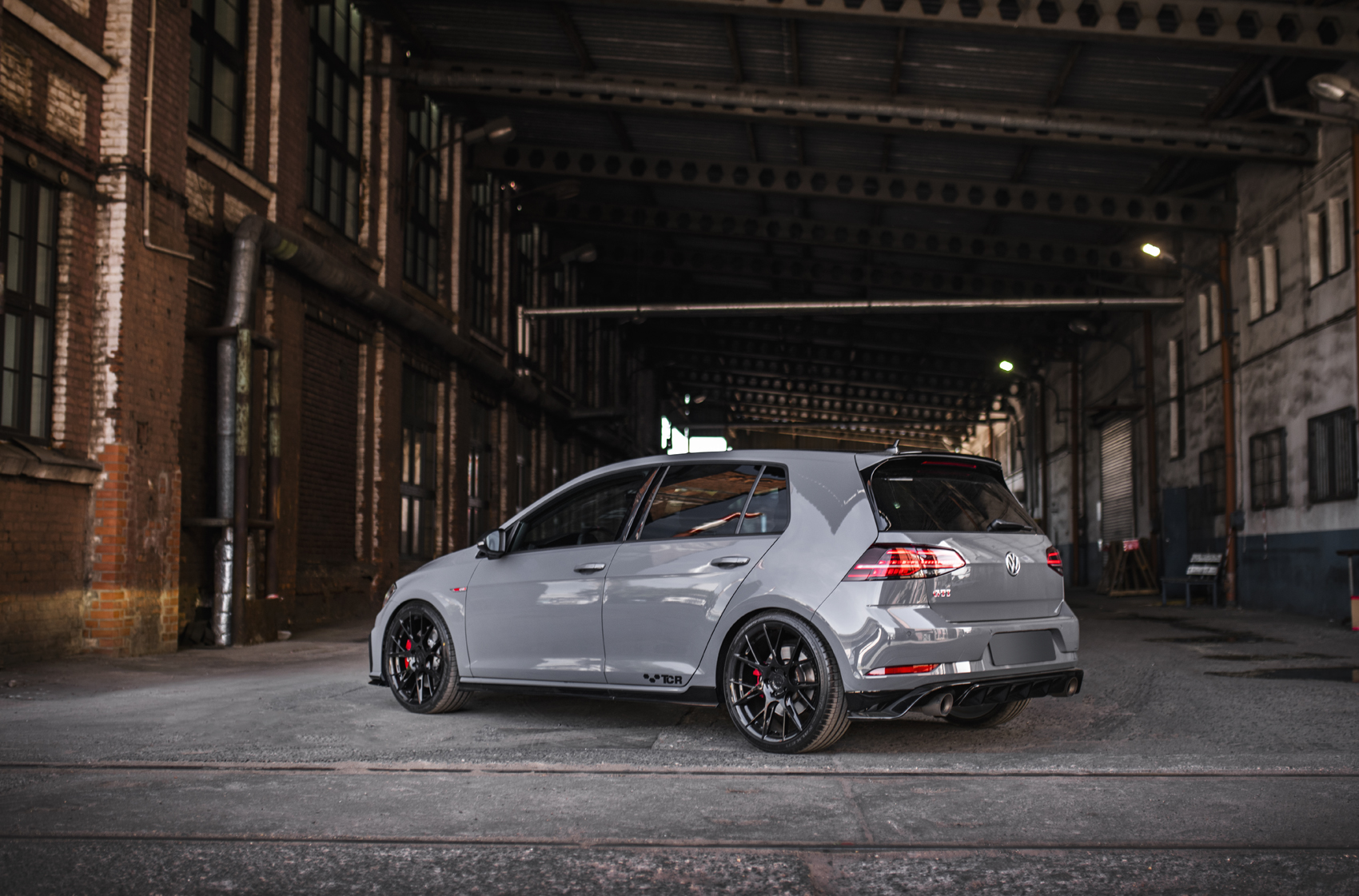 VW Golf mk7 GTI TCR