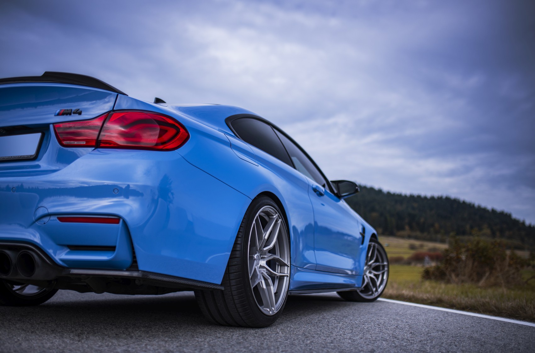 BMW 4 Series / M4