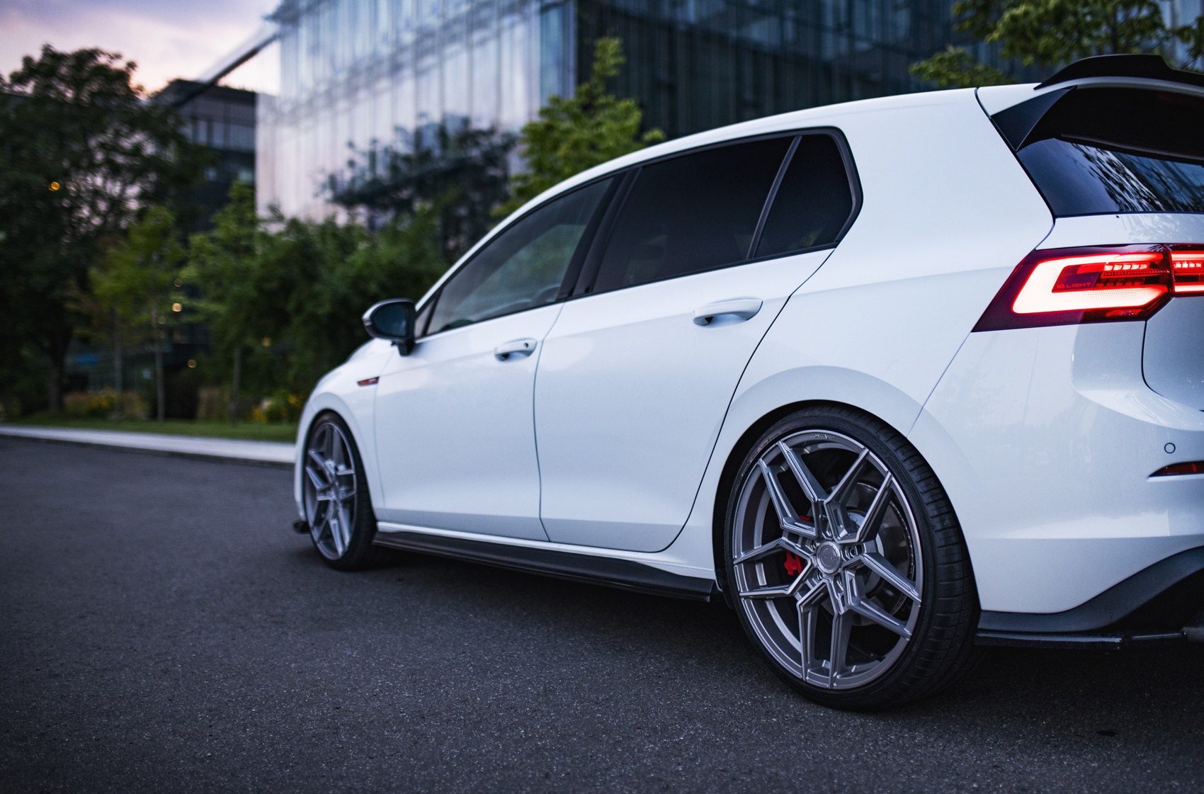 Volkswagen Golf / R / GTI