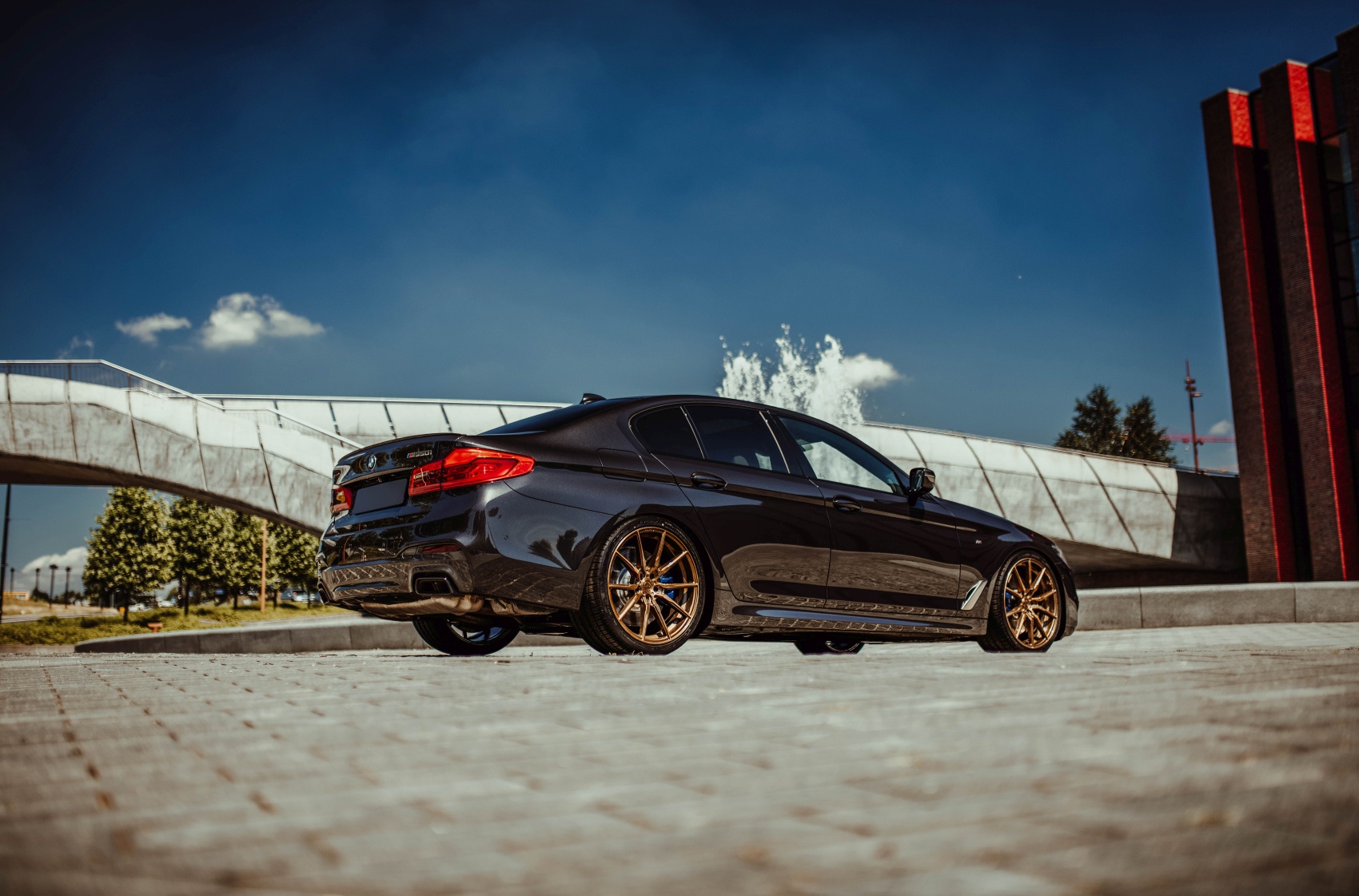BMW 5 Series / M5