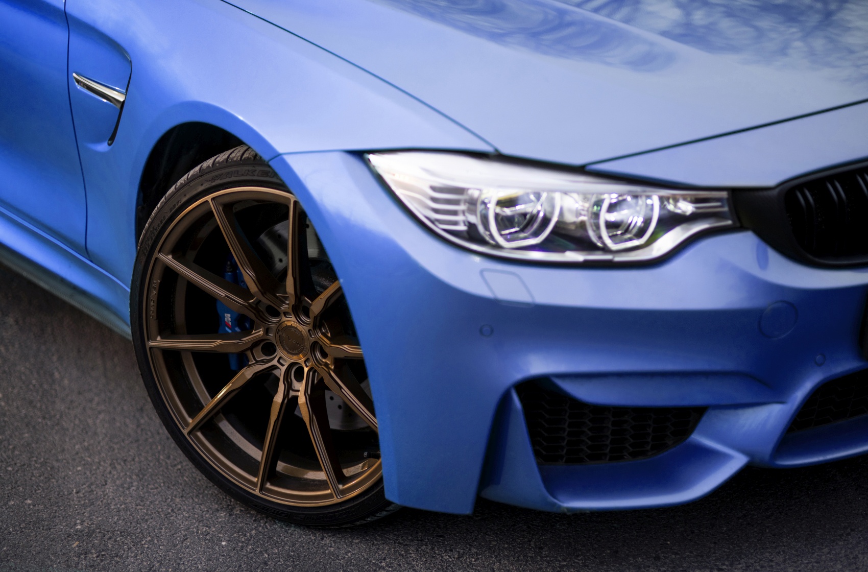 BMW 4 Series / M4