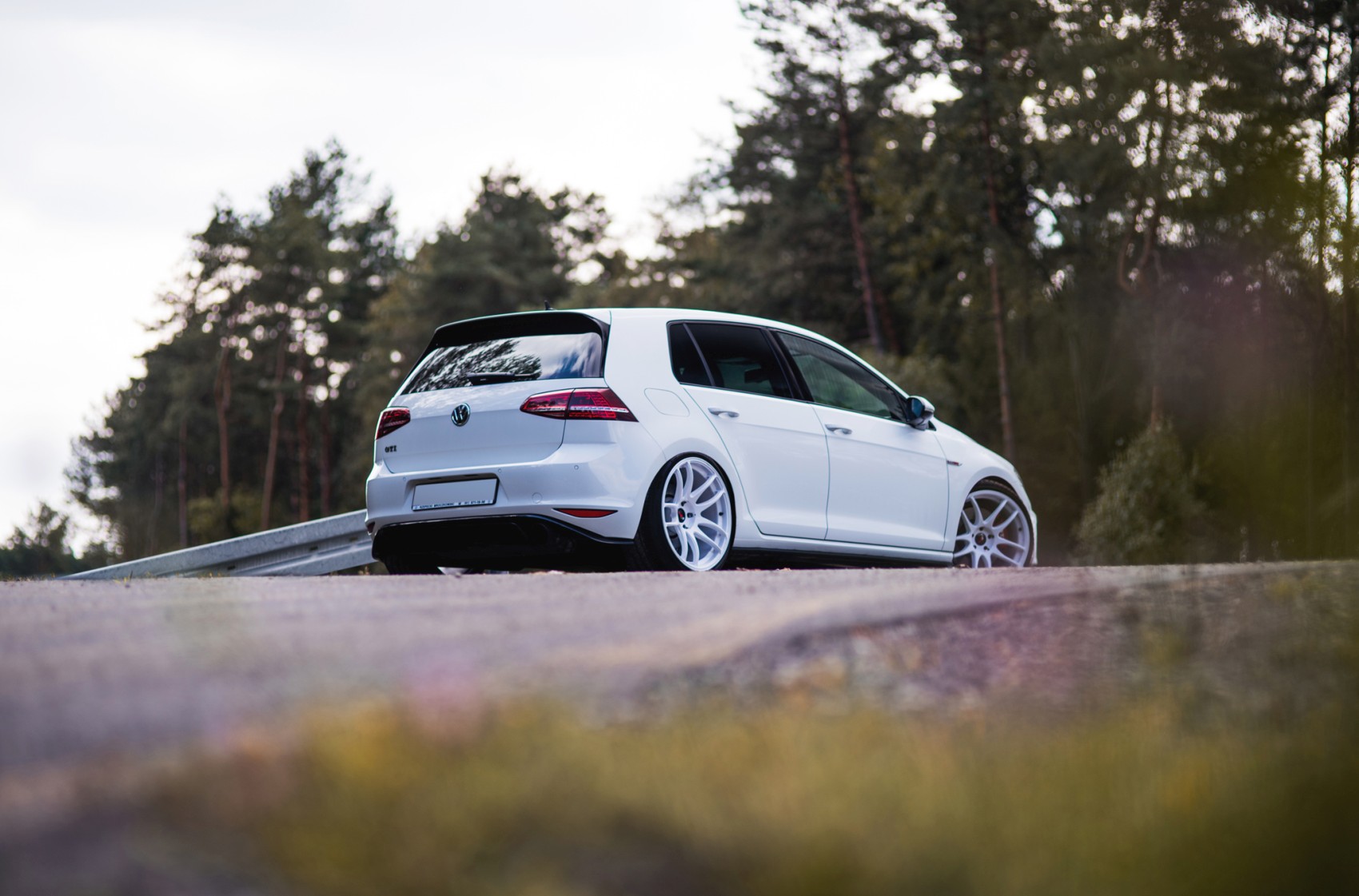 Volkswagen Golf / R / GTI