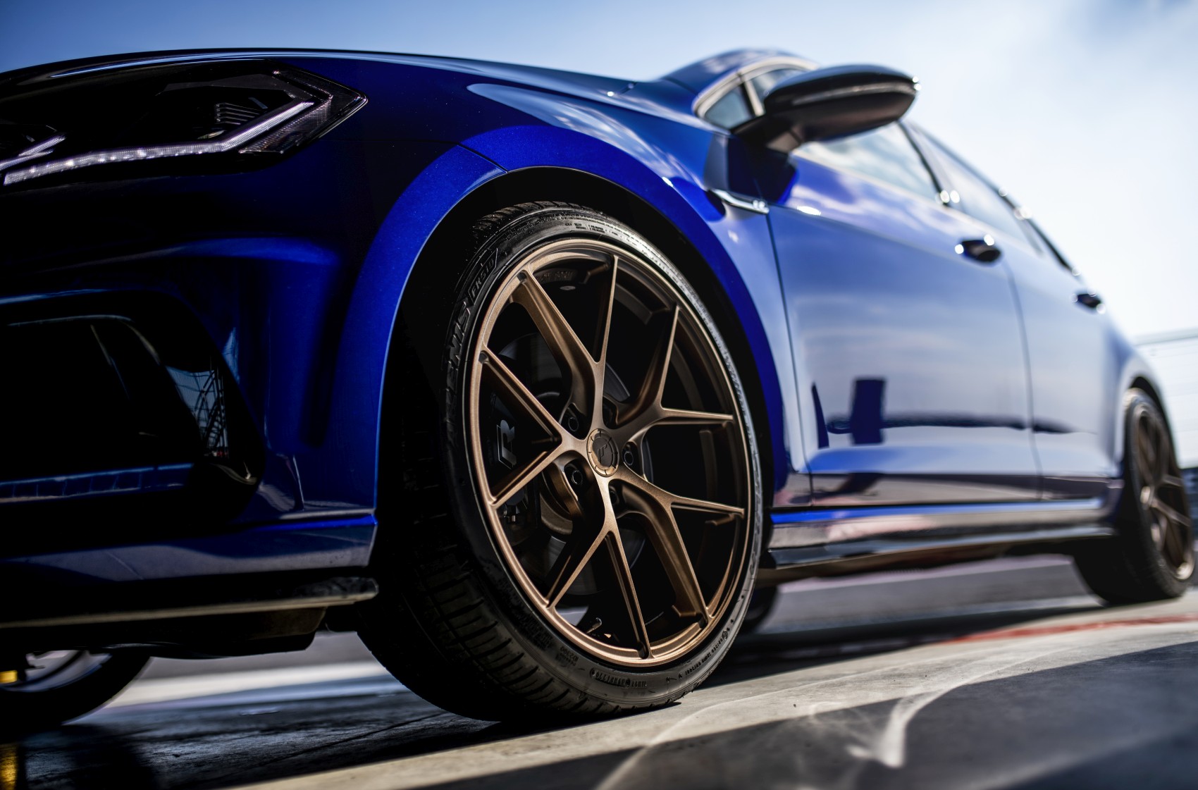 Volkswagen Golf / R / GTI