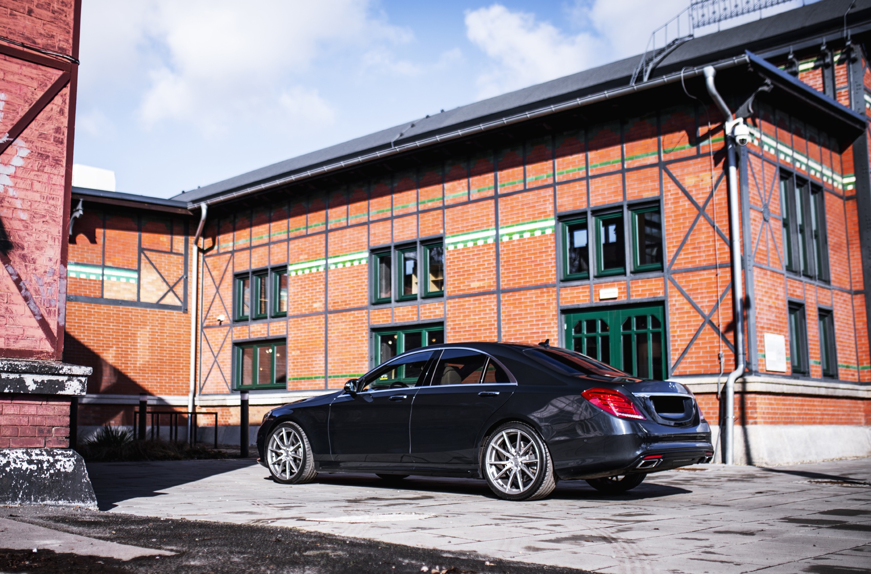 Mercedes-Benz S Class / S63