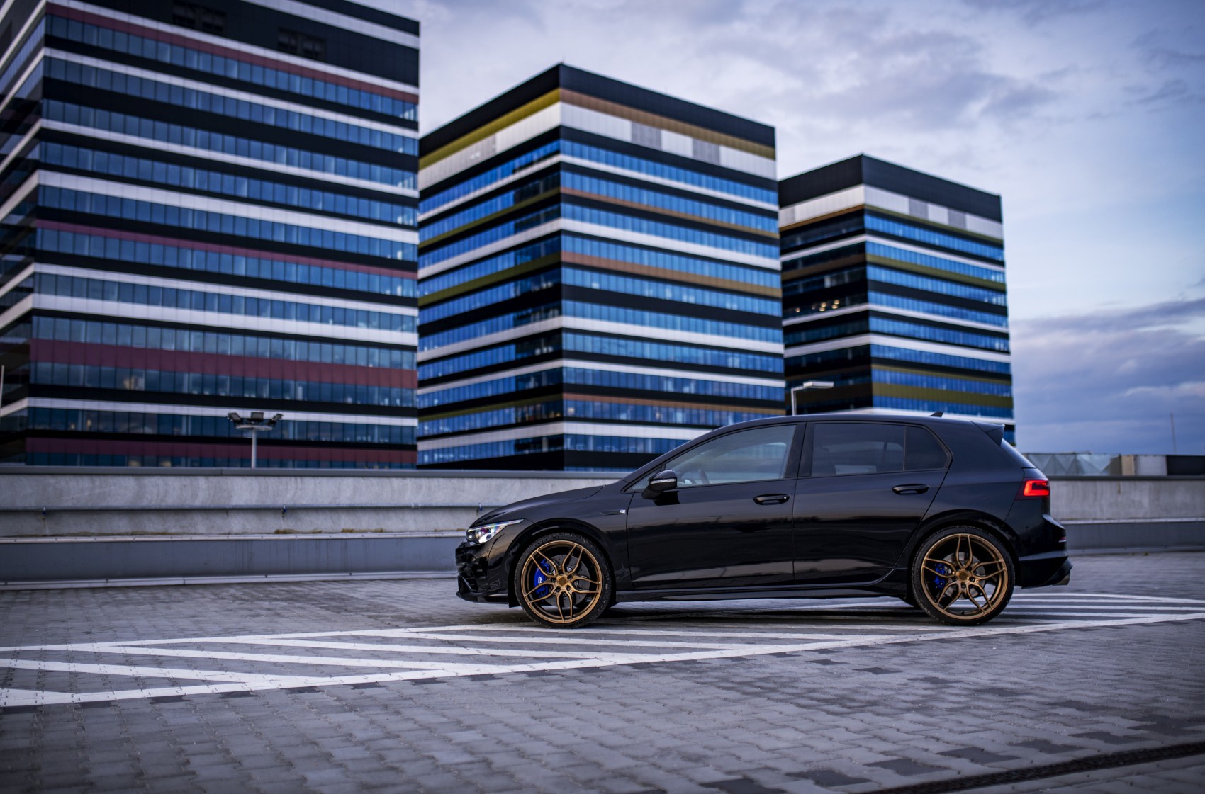 Volkswagen Golf / R / GTI