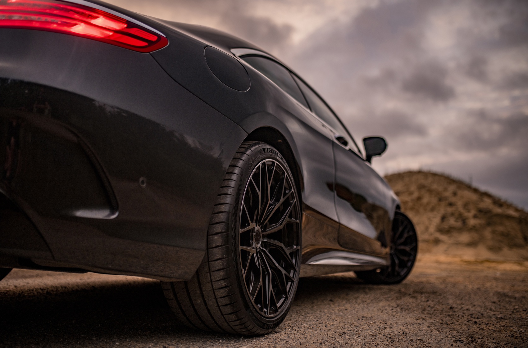 Mercedes-Benz S Class / S63