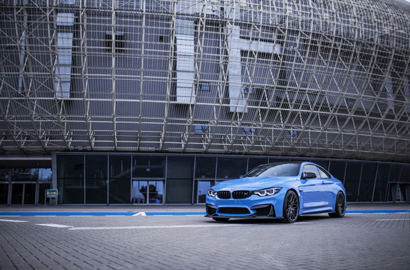 BMW 4Series / M4