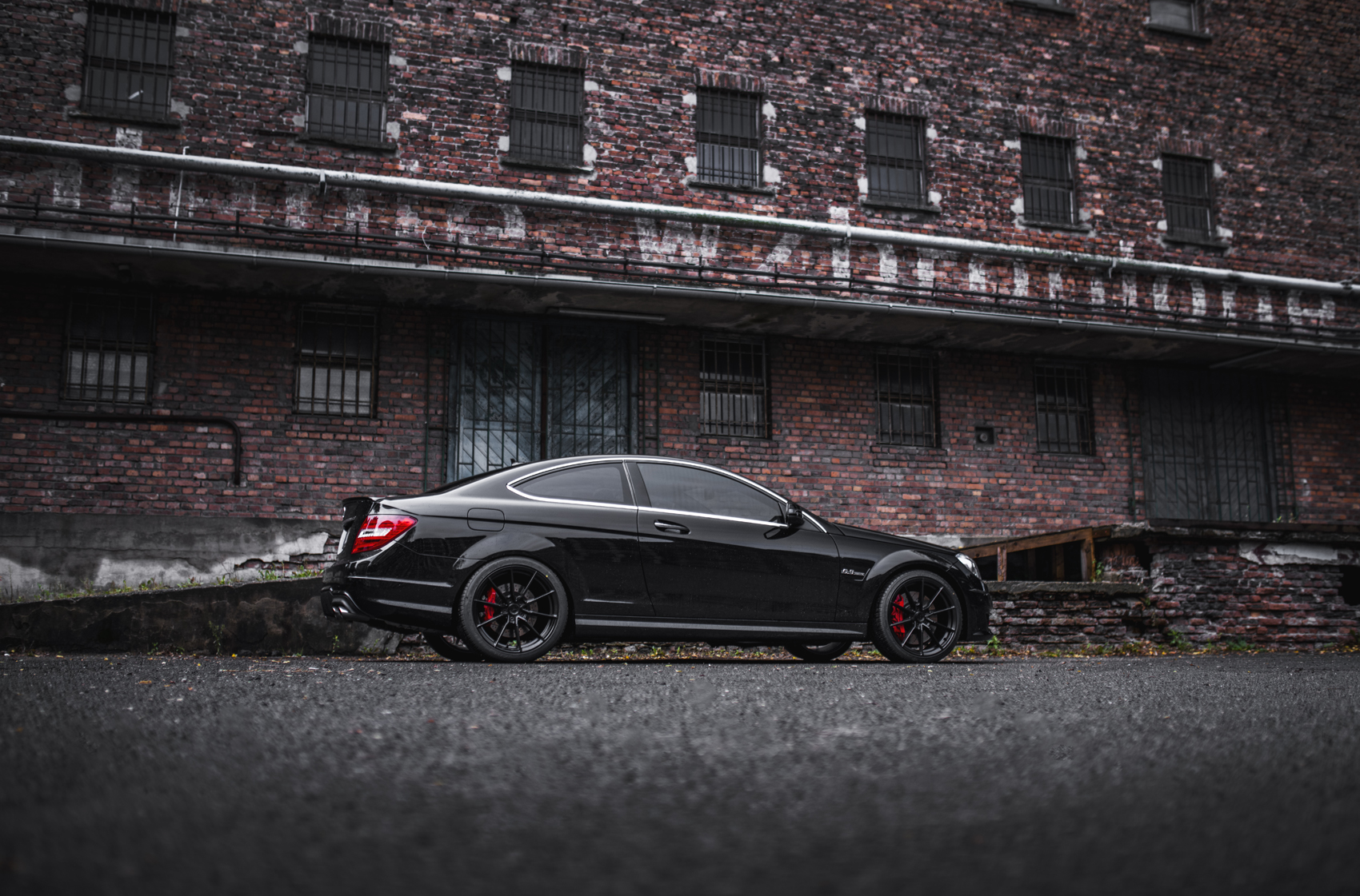 Mercedes C63 AMG