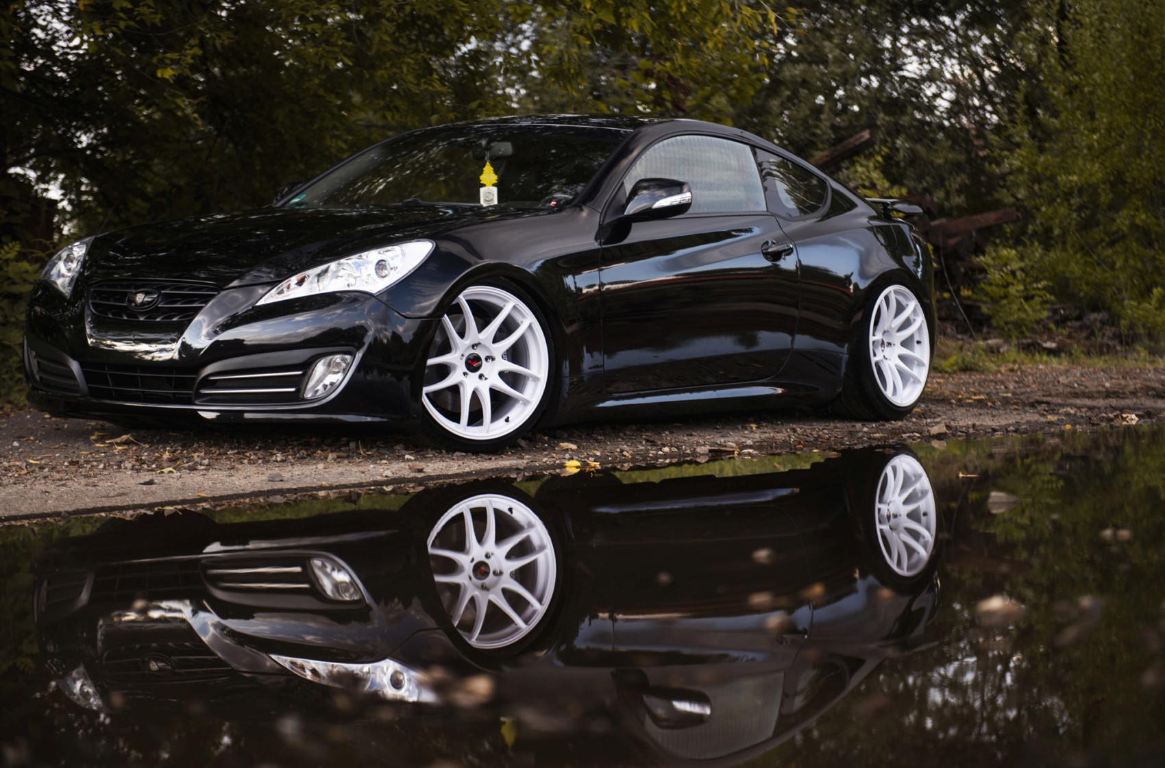 Hyundai Genesis Coupe