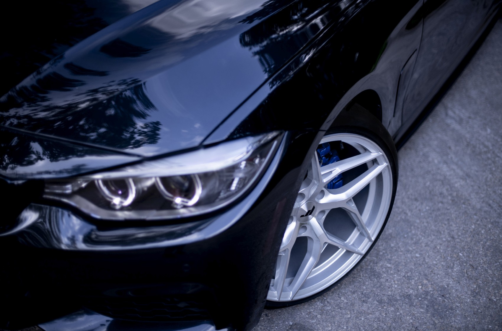 BMW 4 Series / M4