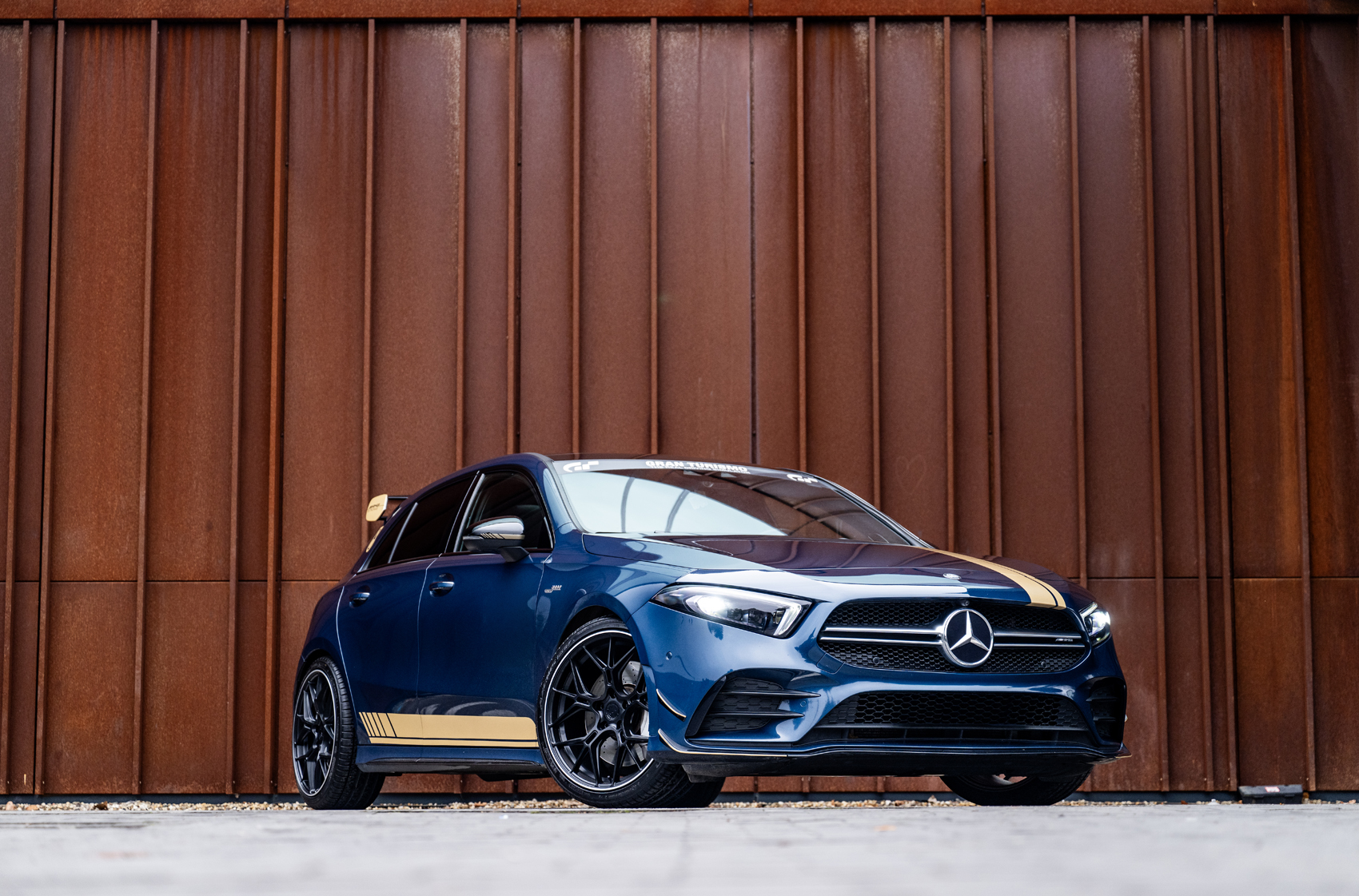 japan-racing-jr51-2591-01