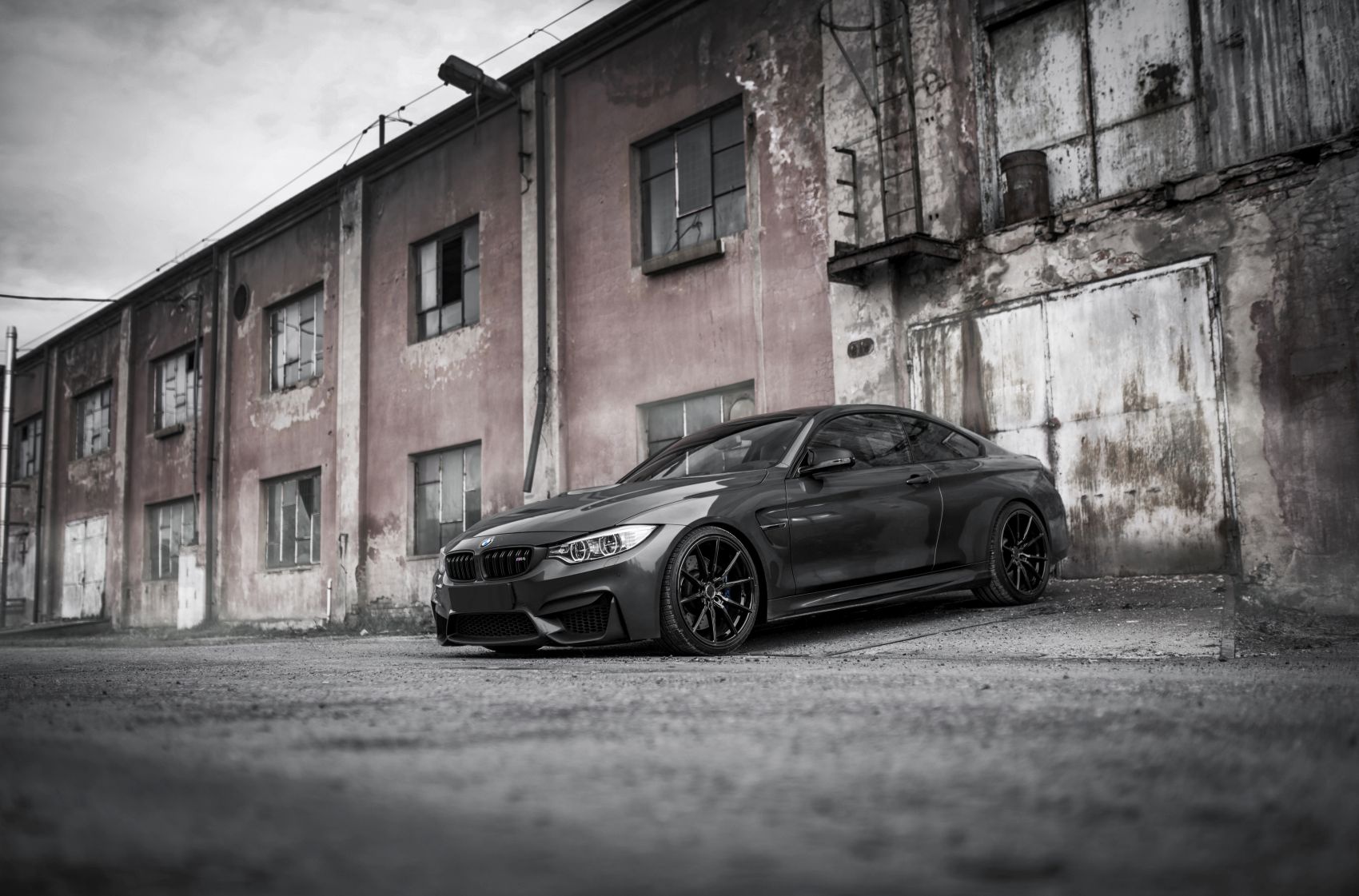 BMW 4 Series / M4