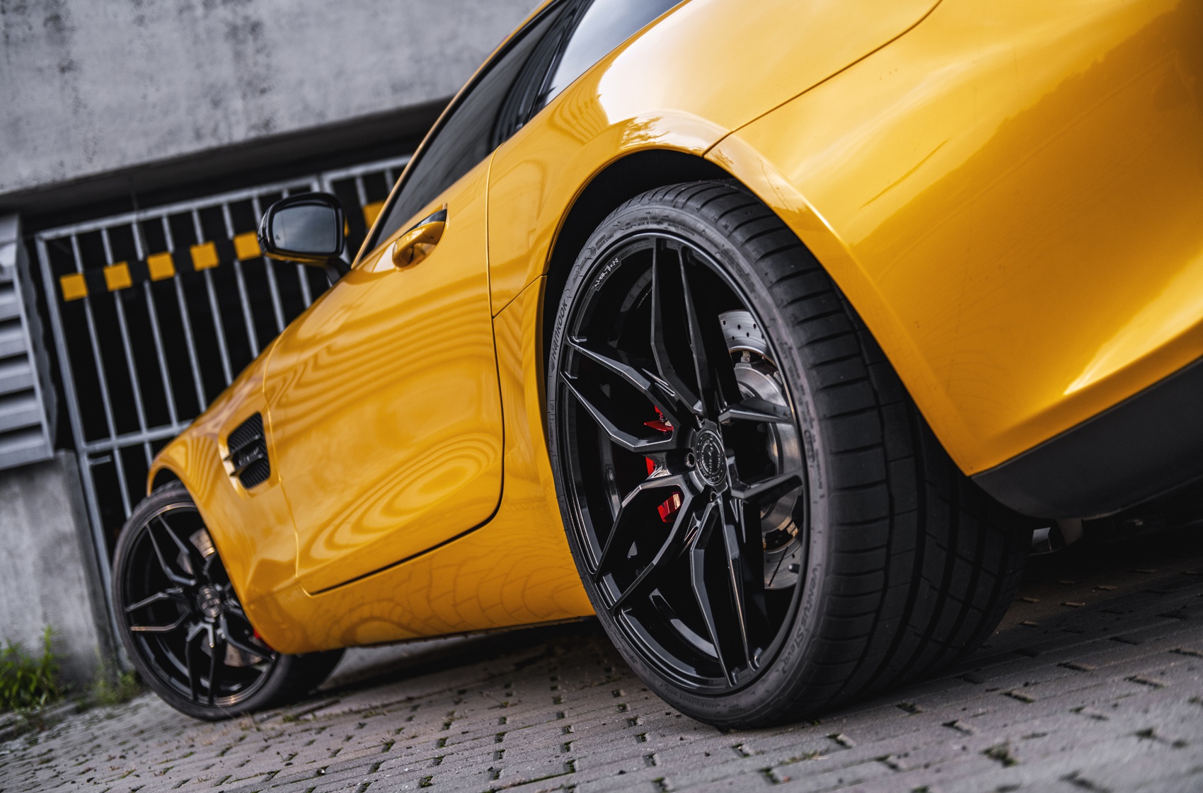 Mercedes-Benz AMG GTS