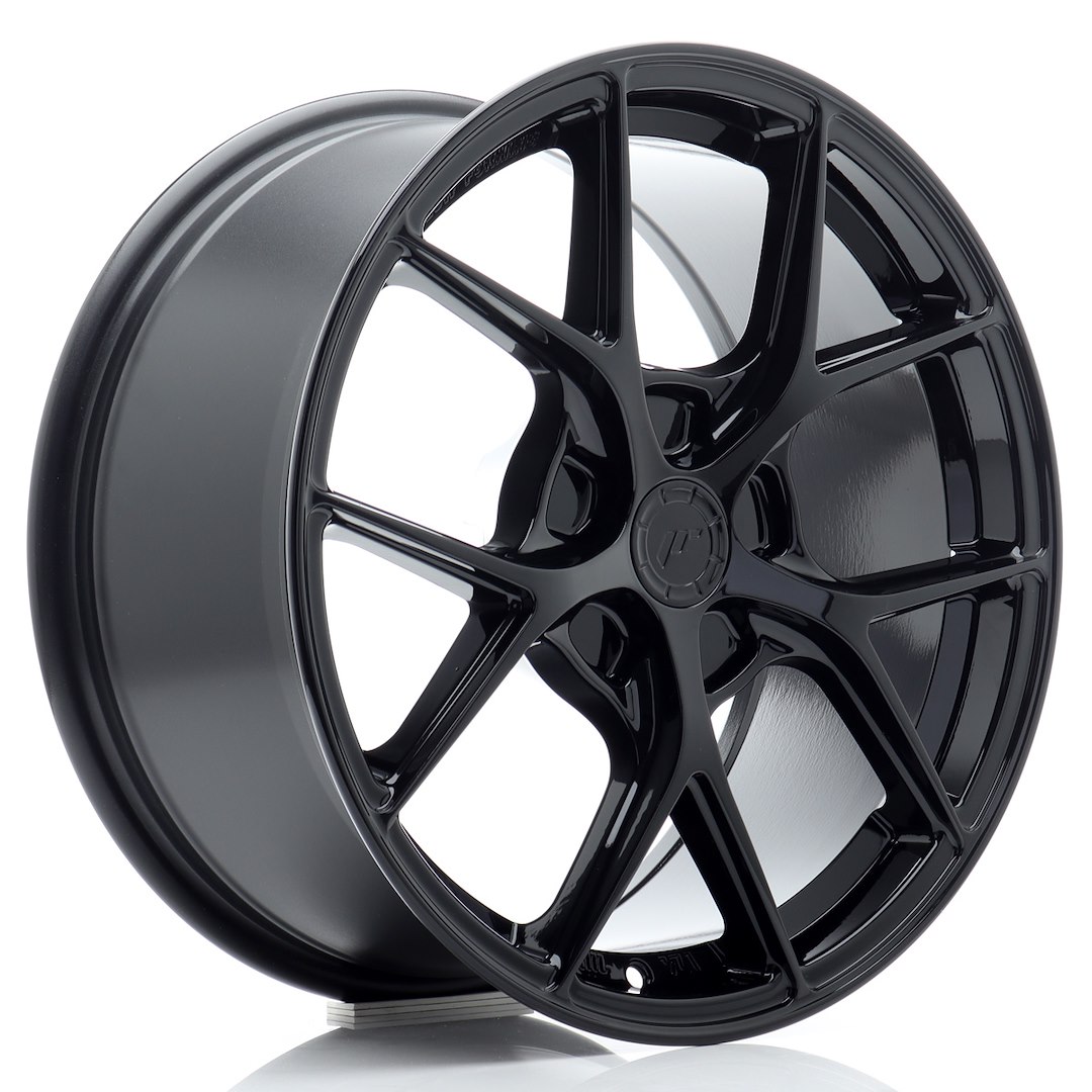 Japan Racing SL01 17x7 ET20-40 Noir Brillant (ET et entraxe au choix)