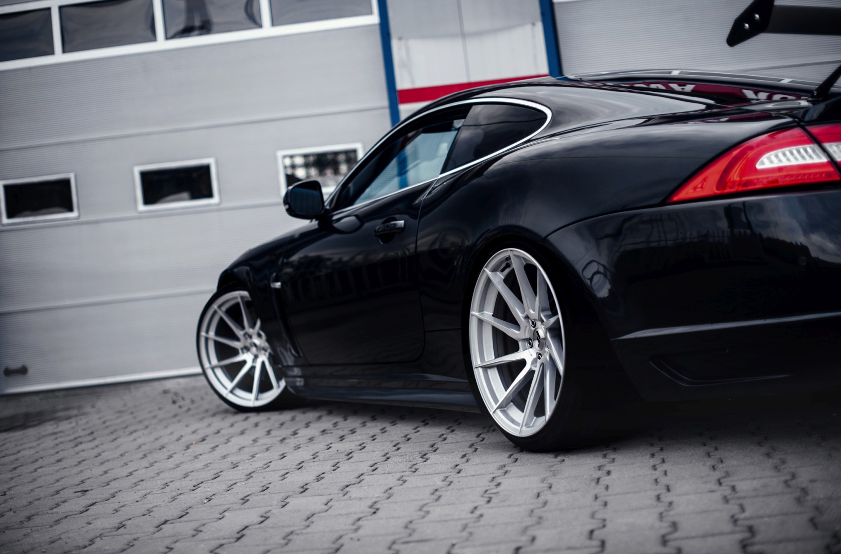 Jaguar XKR-S