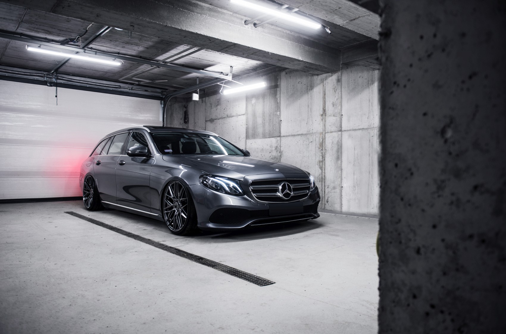 Mercedes-Benz E Class / E63