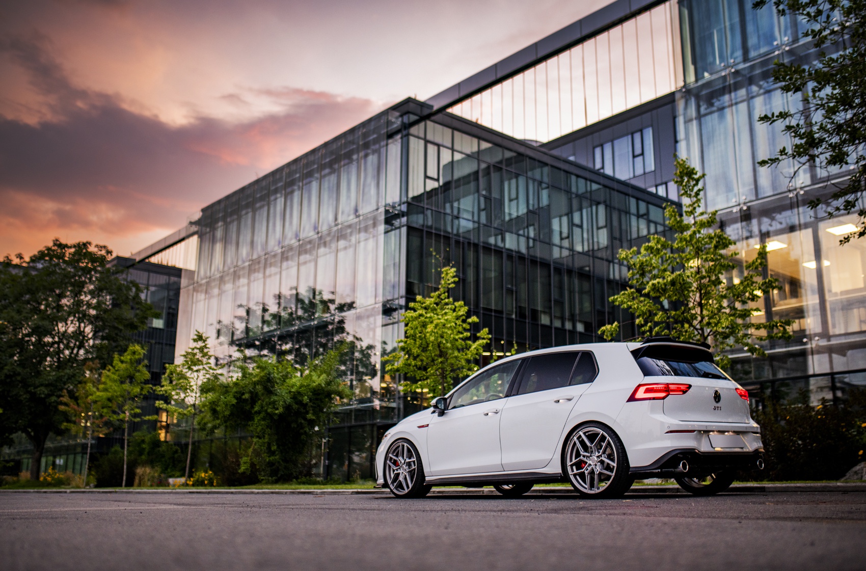 Volkswagen Golf / R / GTI