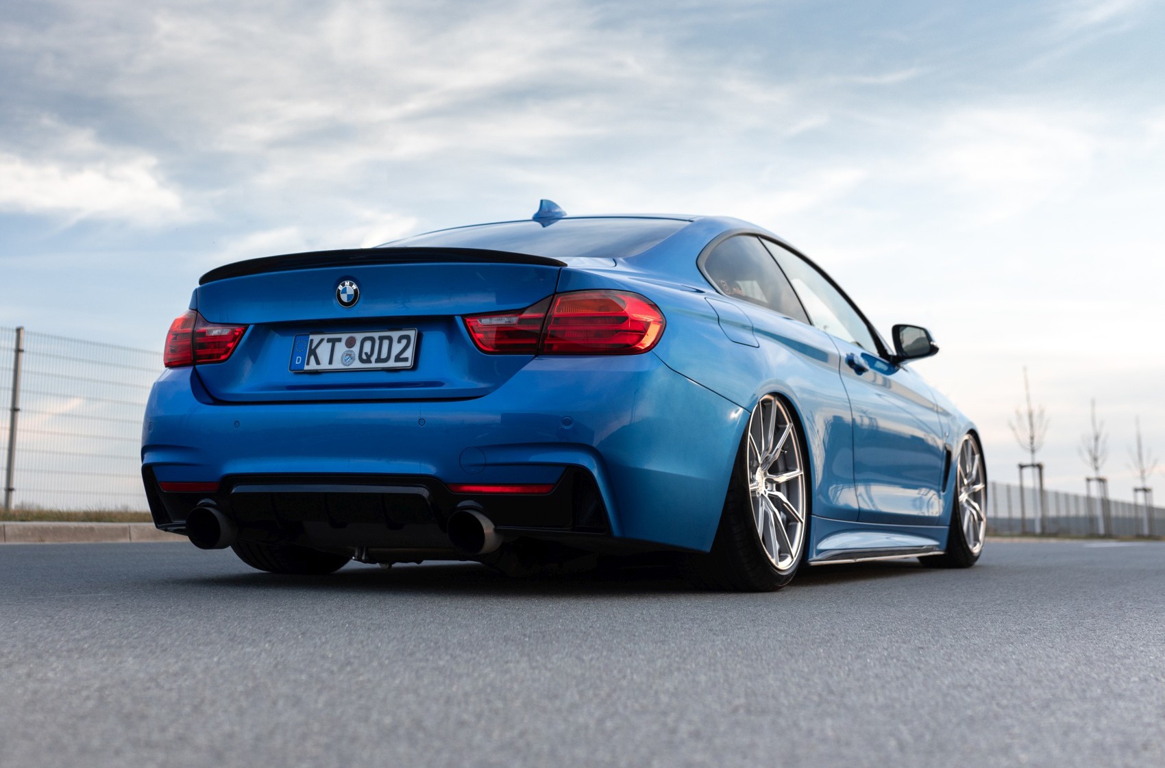 BMW 4 Series / M4
