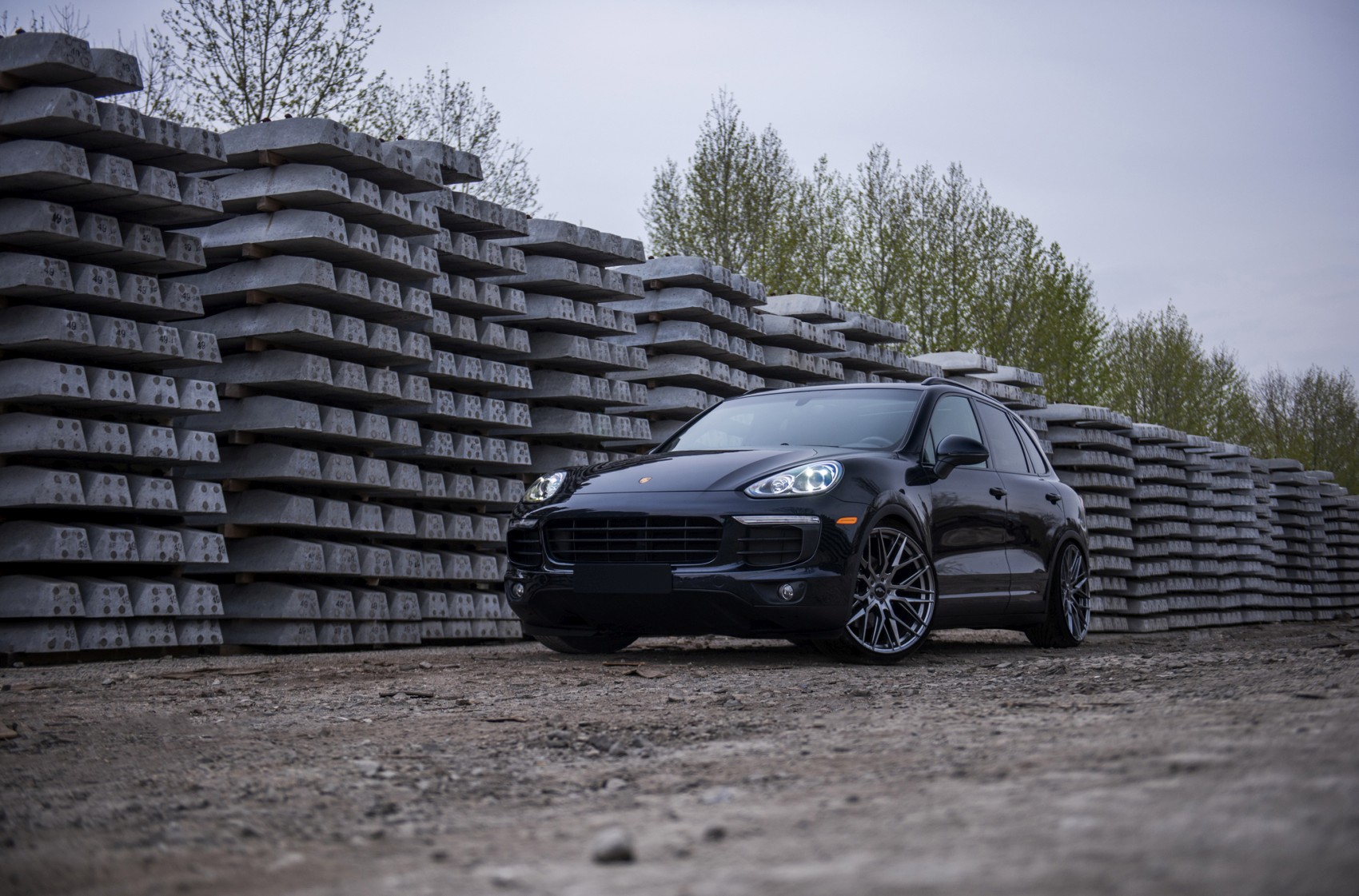 japan-racing-jr28-689-01