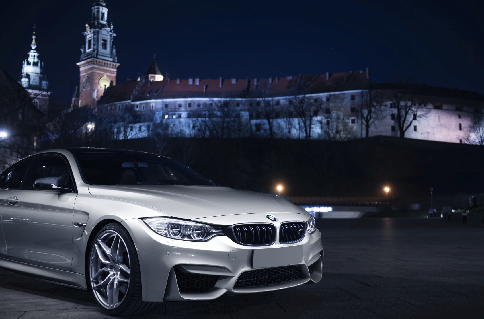 BMW 4 Series / M4