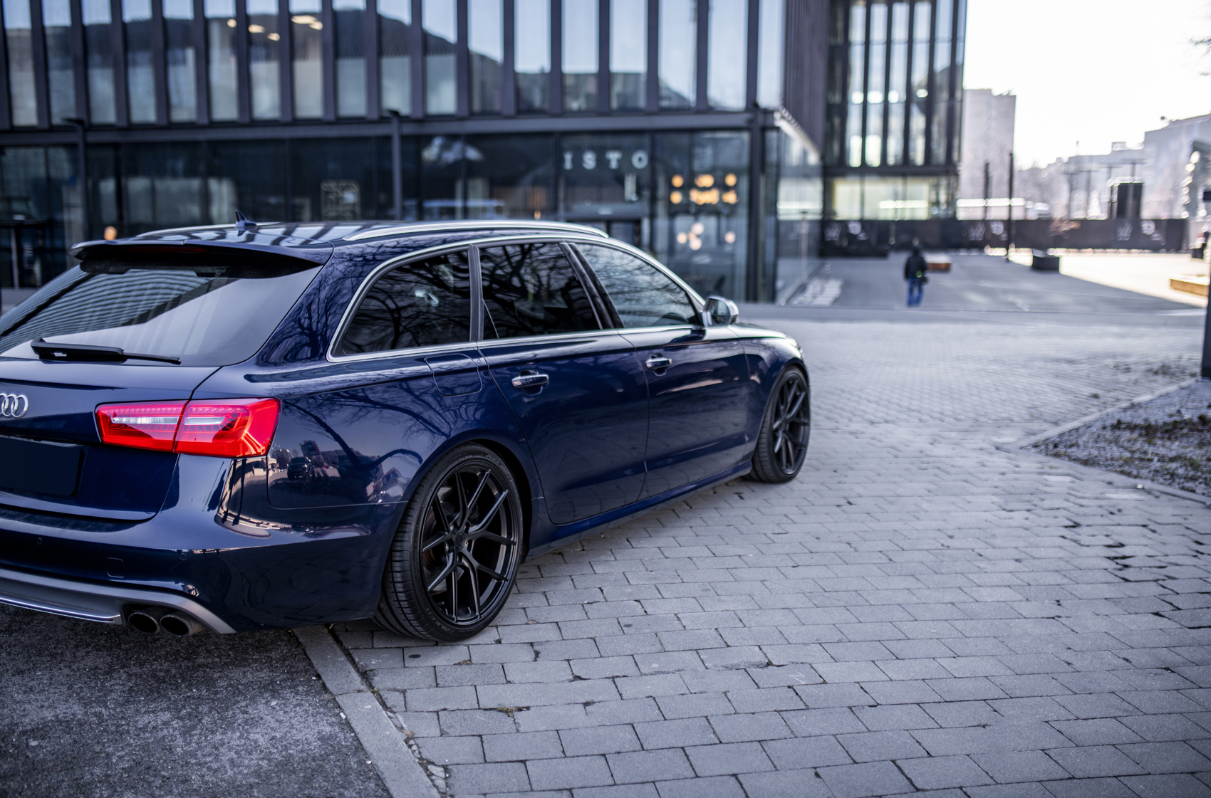Audi S6