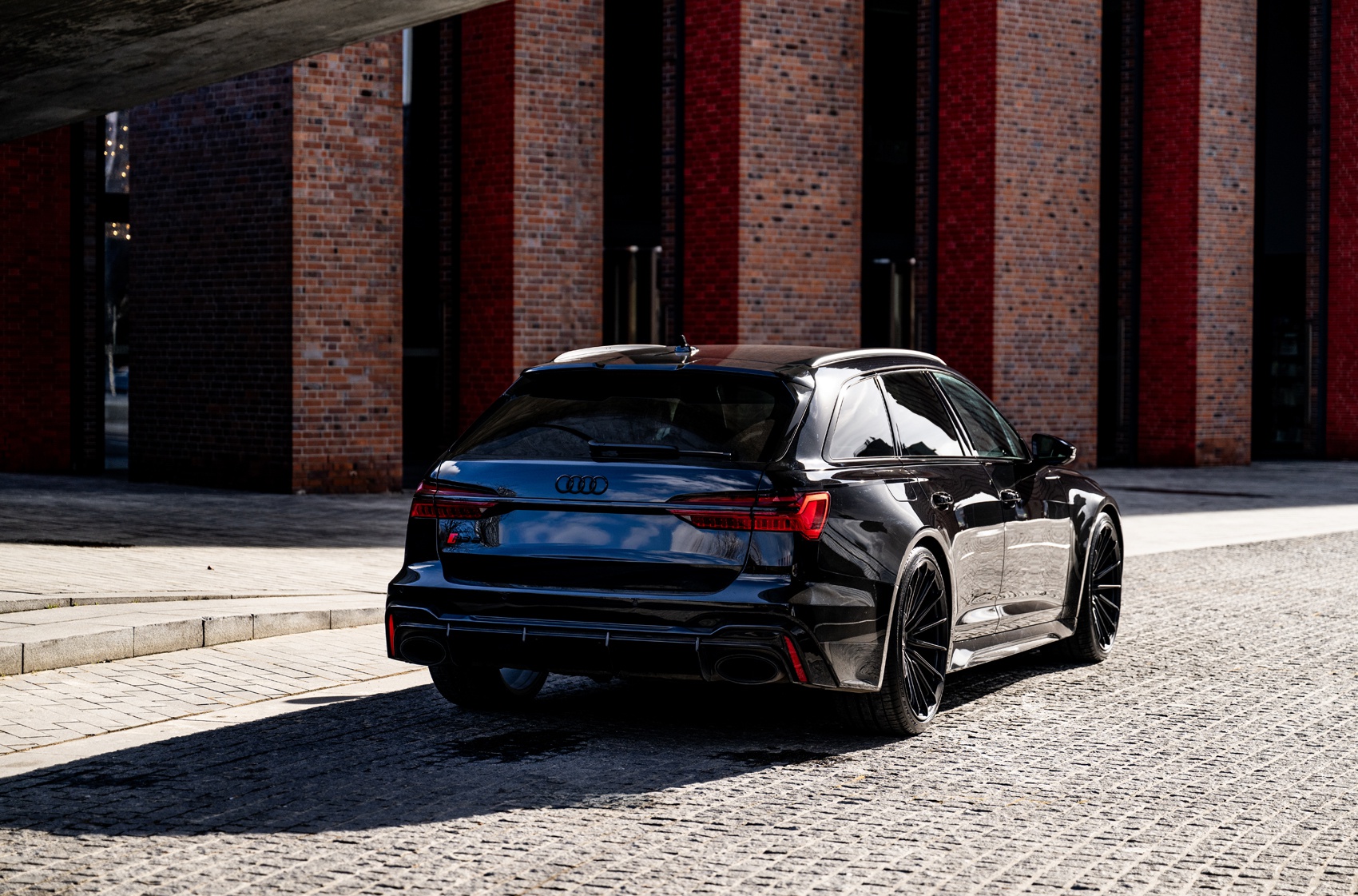 vesser-vsr4-audi-rs6-133-01