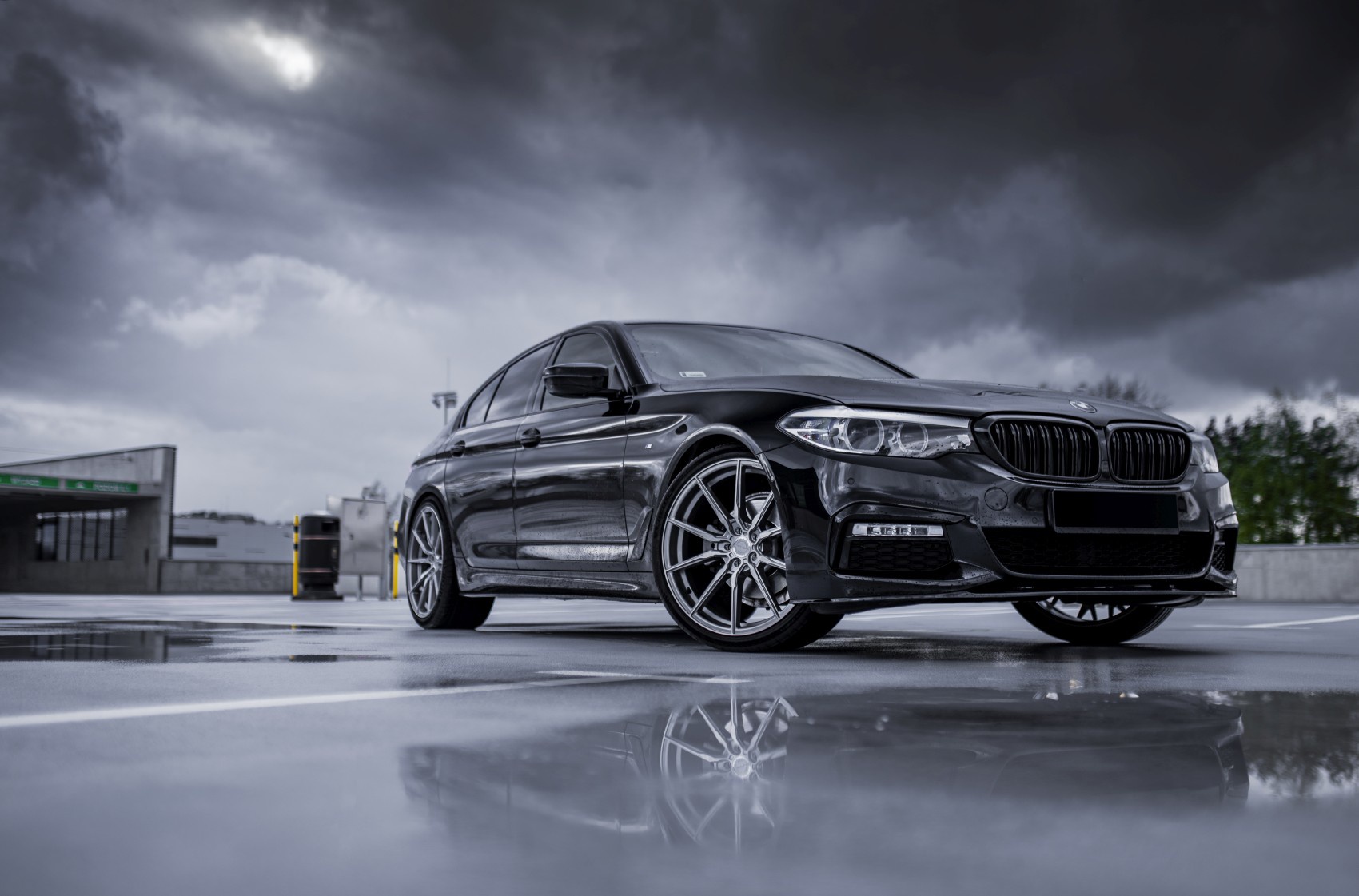 BMW 5 Series / M5