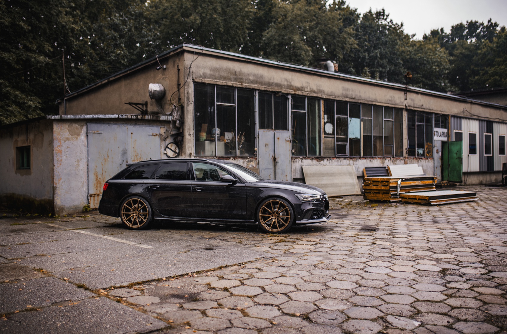 Audi A6 / S6 / RS6