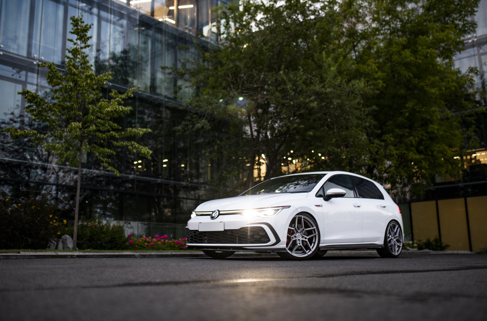 Volkswagen Golf / R / GTI