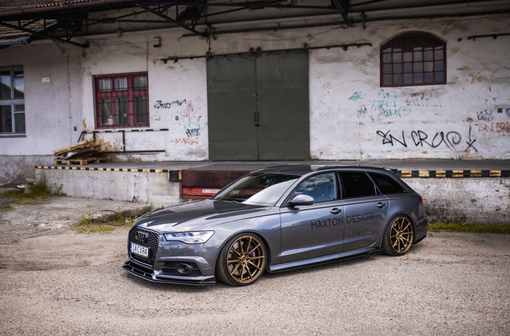 Audi A6 / S6 / RS6