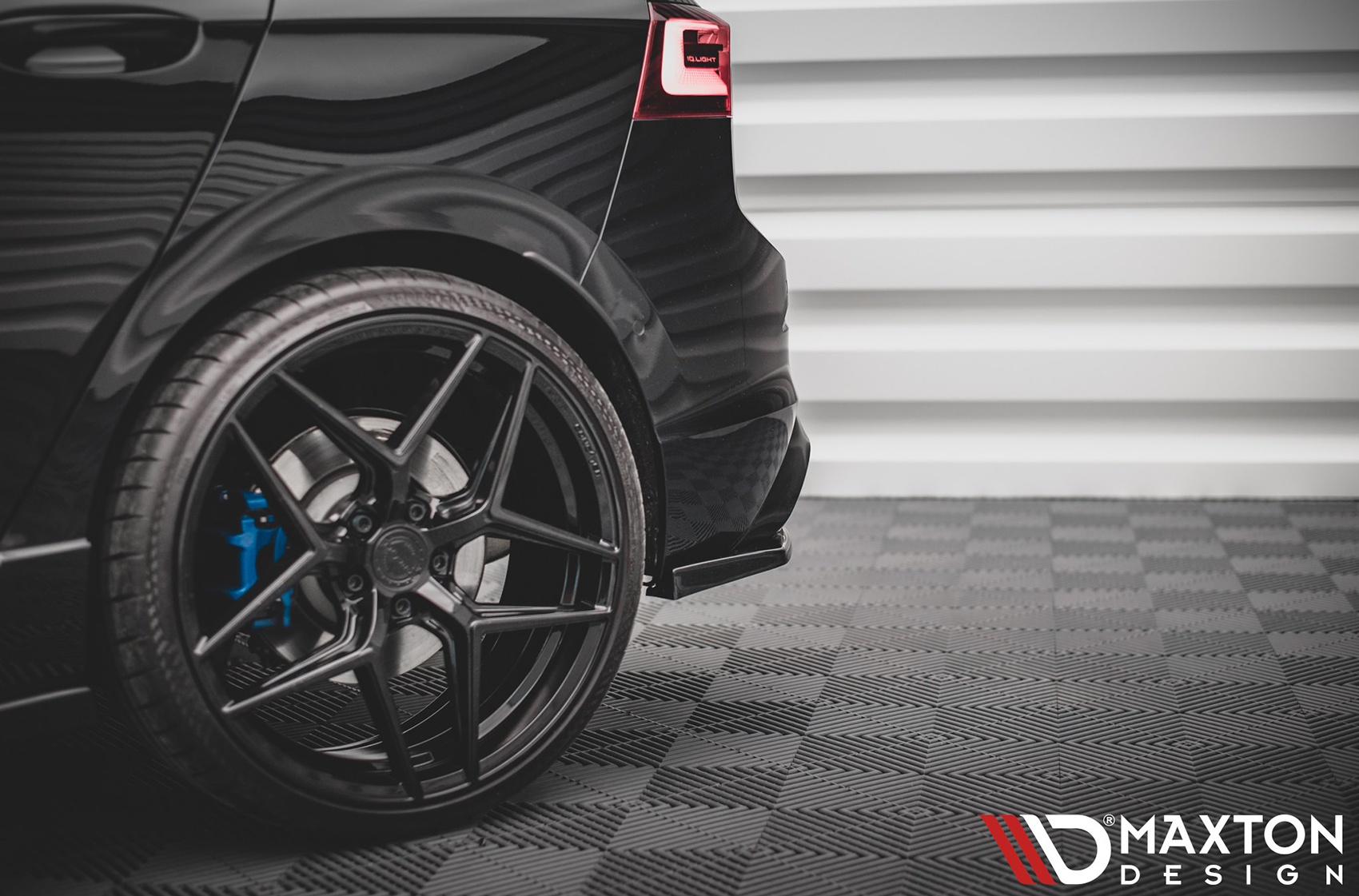 Volkswagen Golf / R / GTI