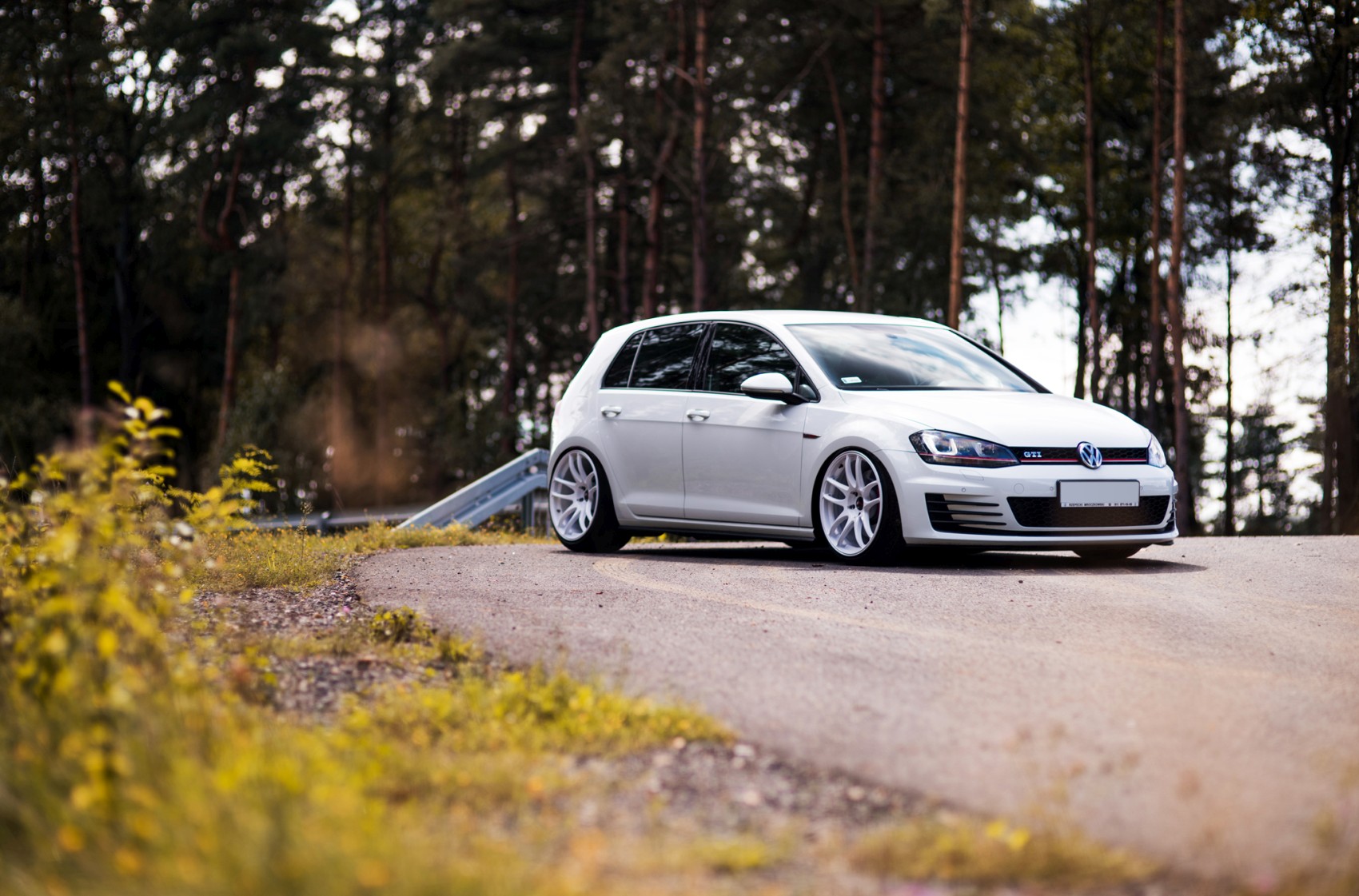 Volkswagen Golf / R / GTI