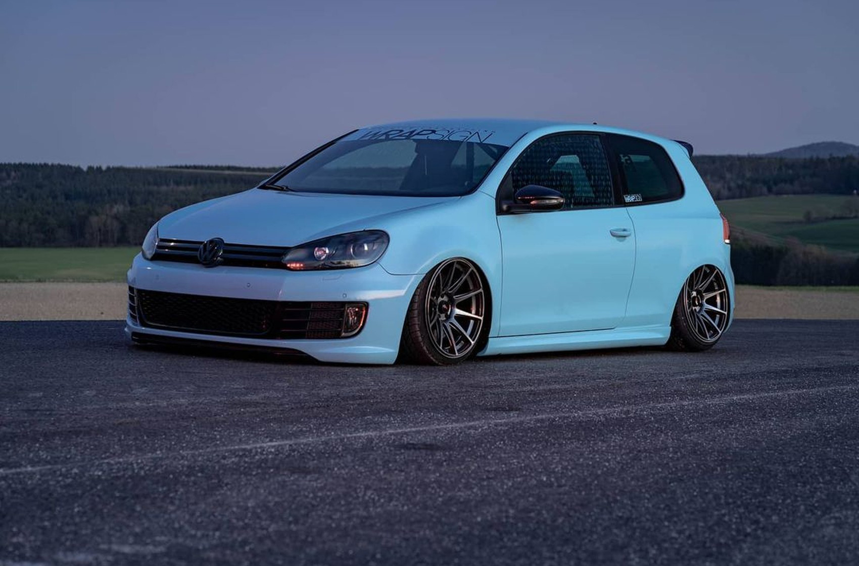 Volkswagen Golf / R / GTi