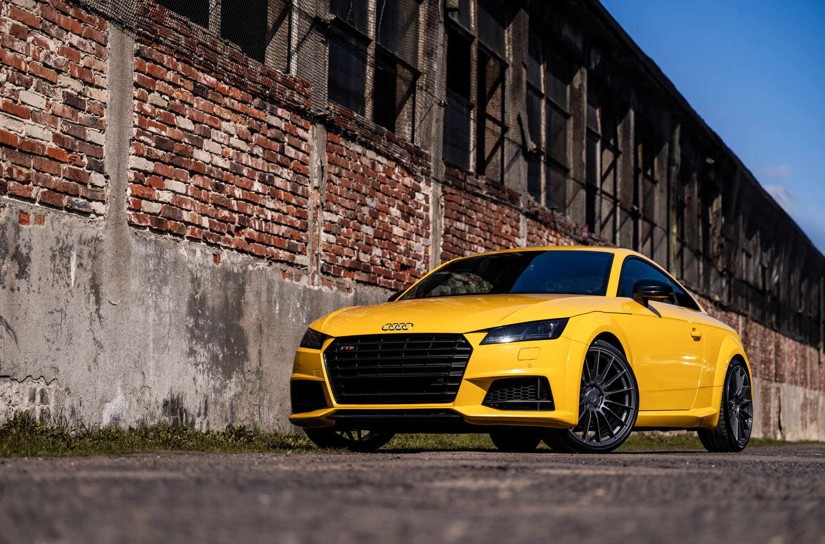 japan-racing-sl05-2486-01