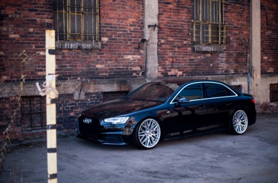 Audi A4 / S4 / RS4