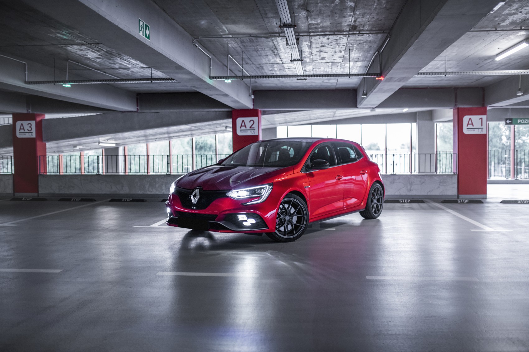 japan-racing-sl01-40-01