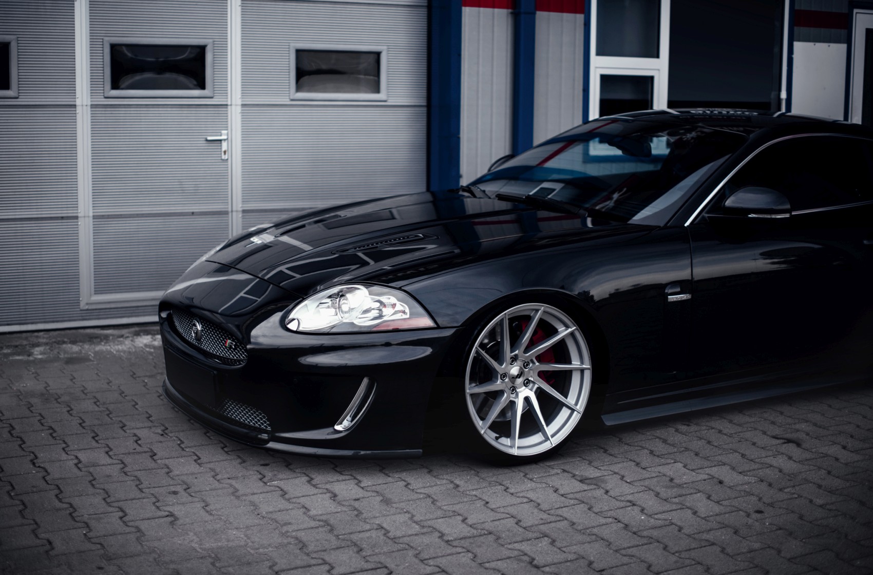 Jaguar XKR-S