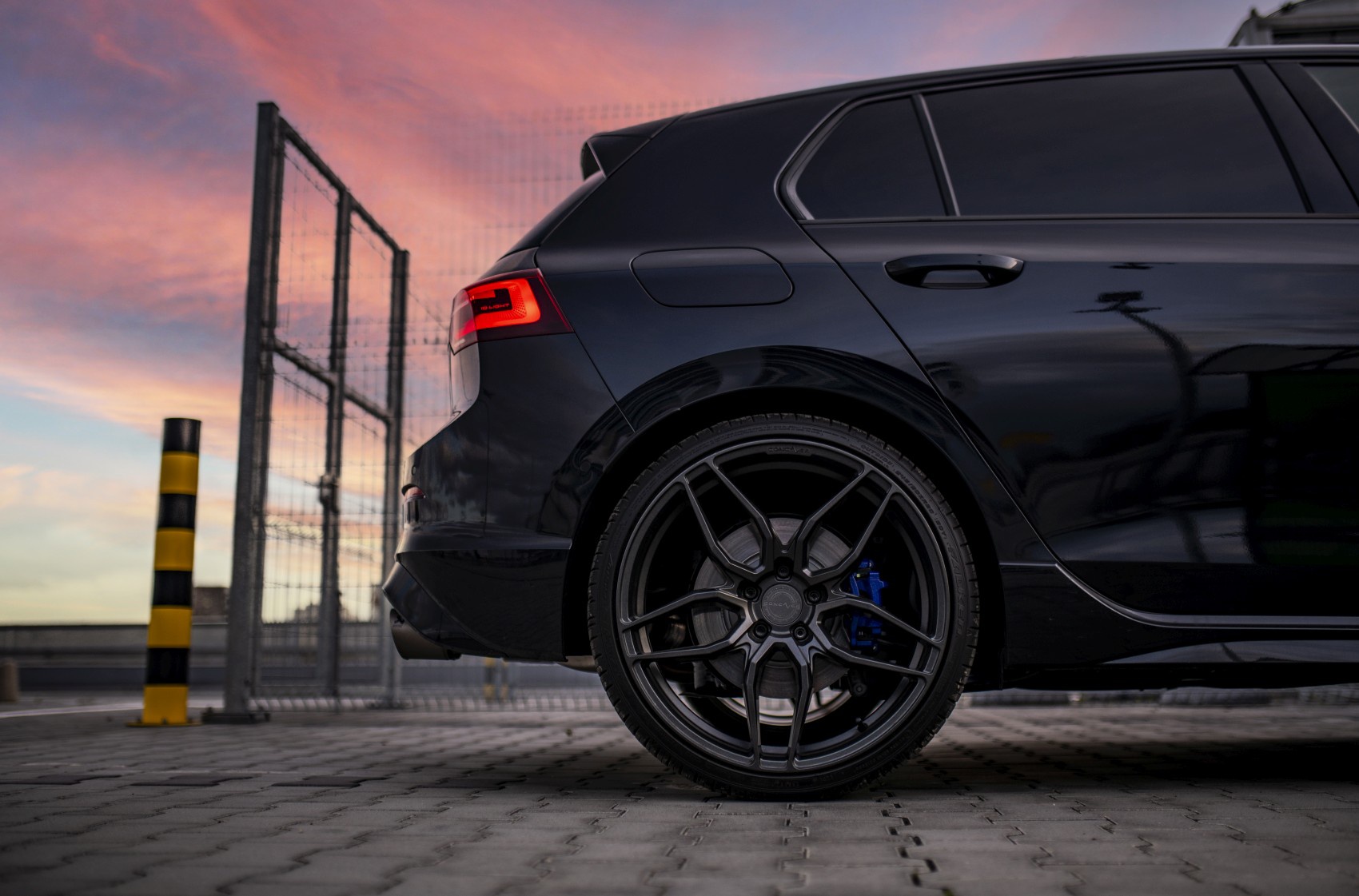 Volkswagen Golf / R / GTI