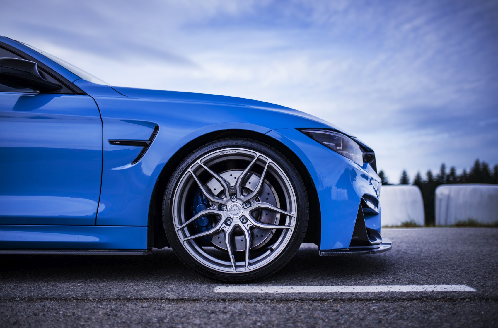BMW 4 Series / M4