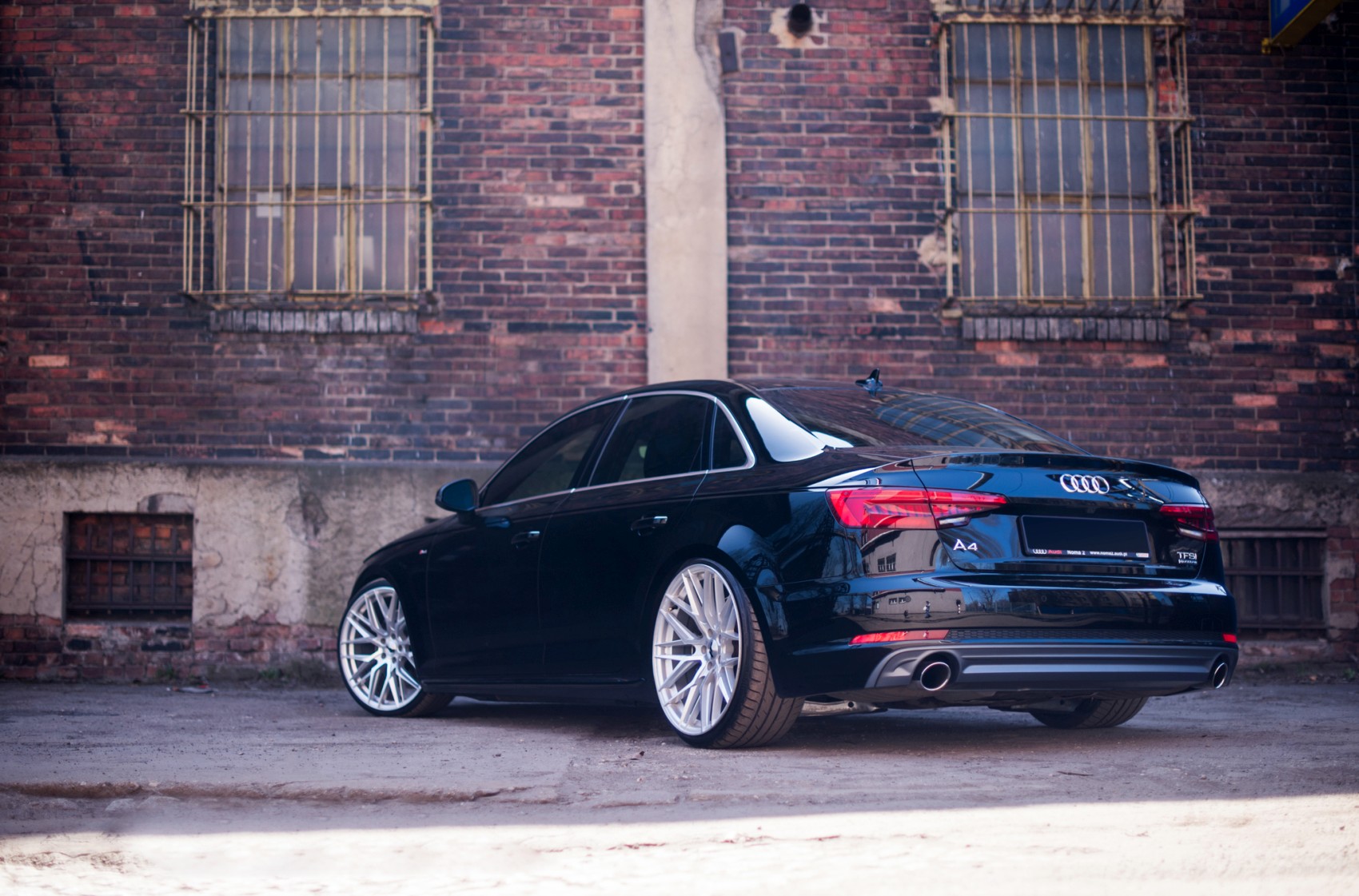 Audi A4 / S4 / RS4