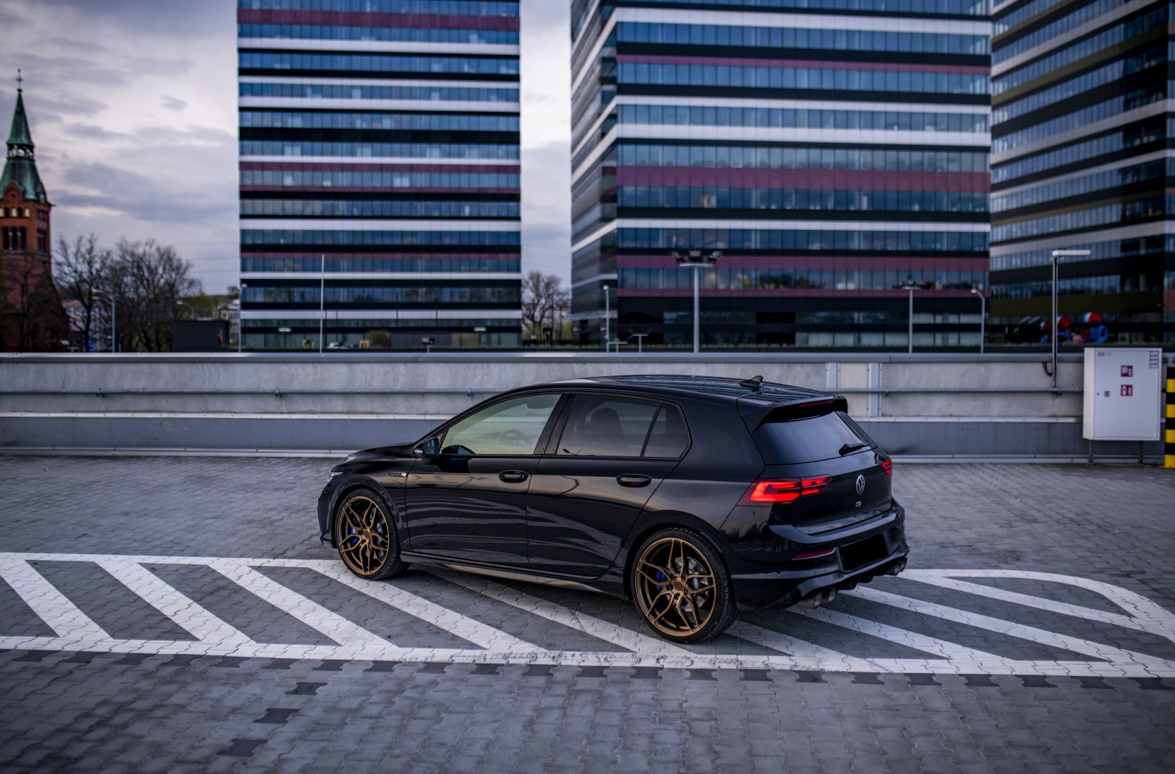 Volkswagen Golf / R / GTI