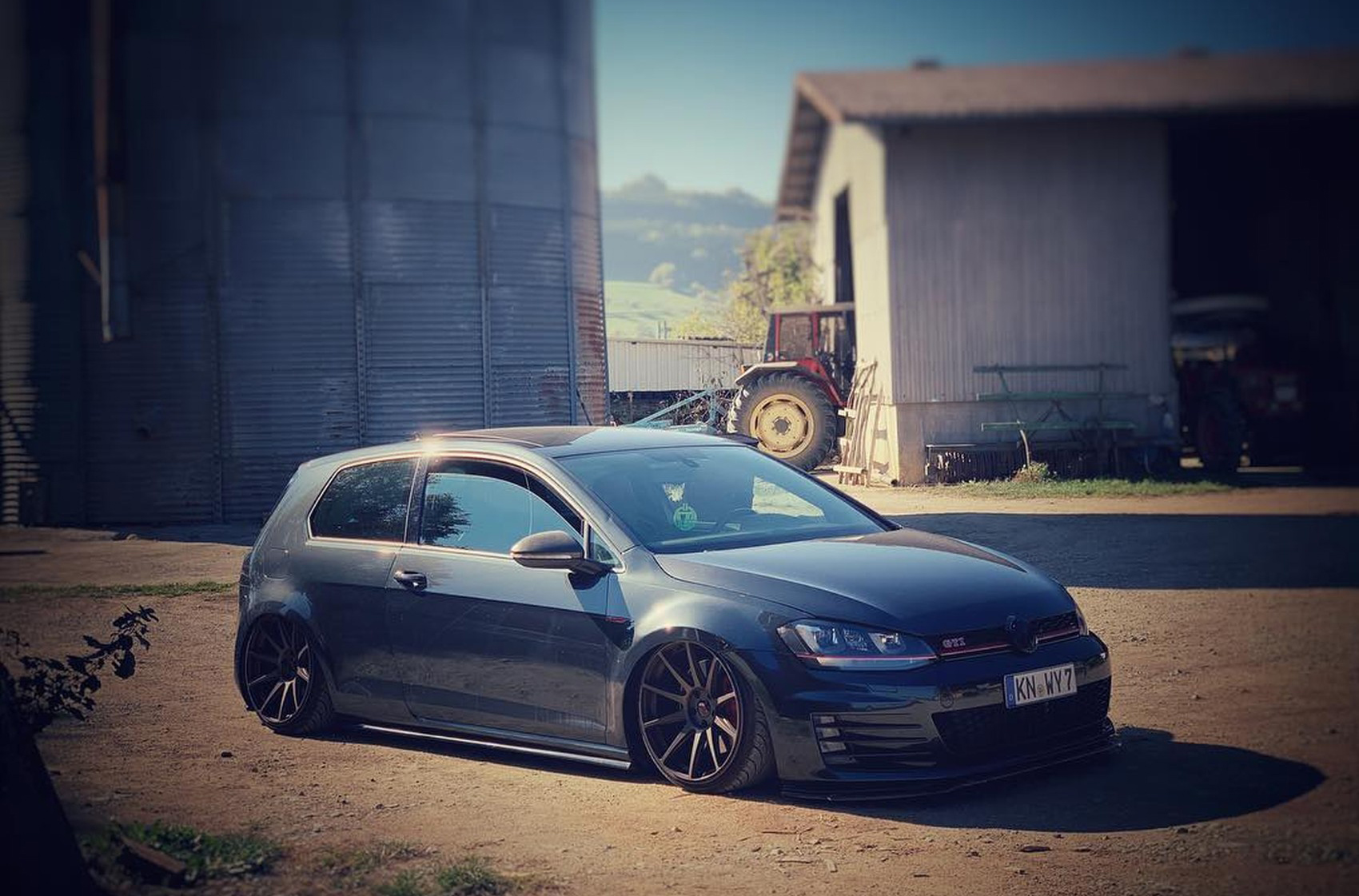 Volkswagen Golf / R / GTI