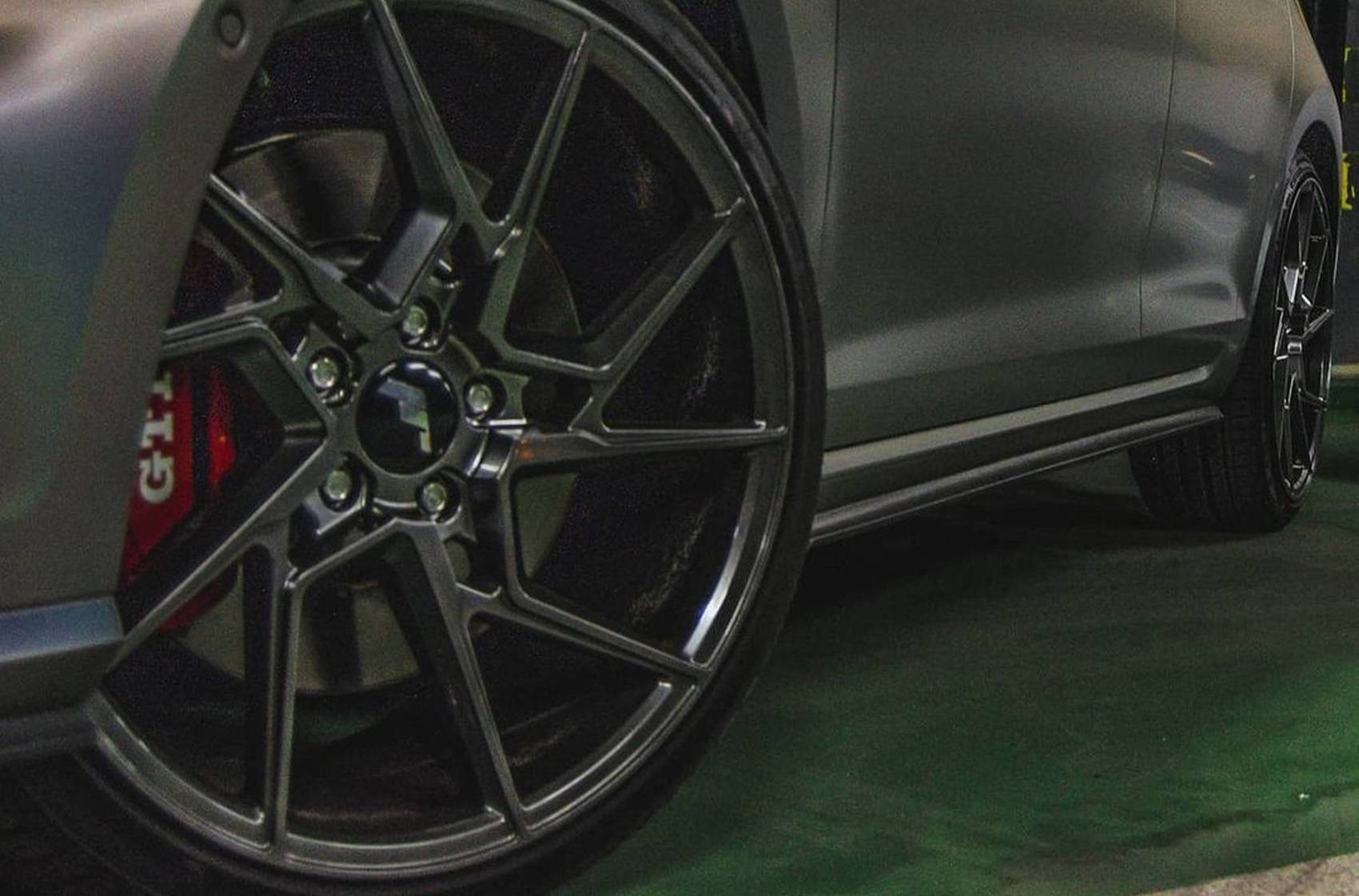 Volkswagen Golf / R / GTI